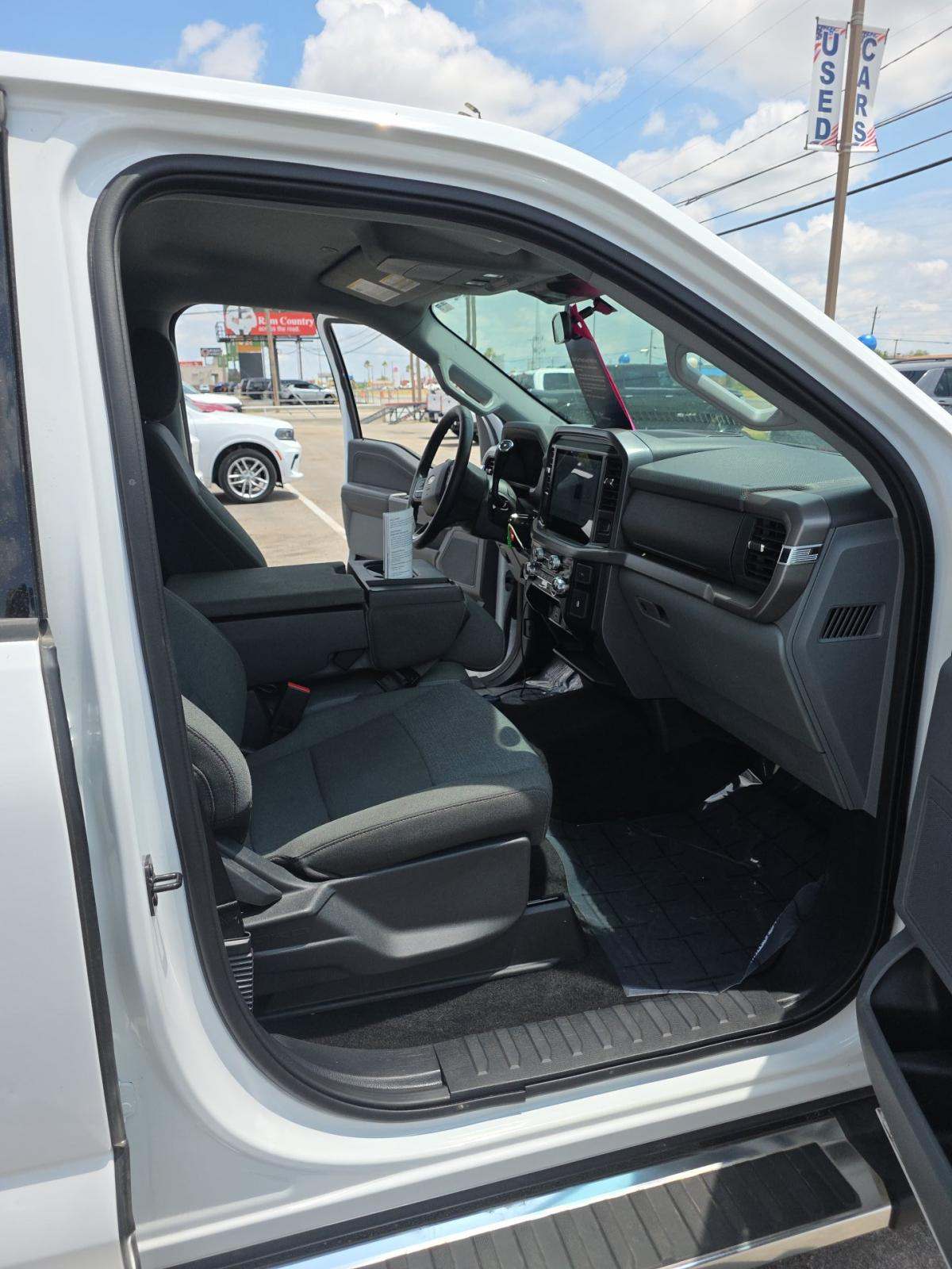 2025 Ford F-150 XLT RWD