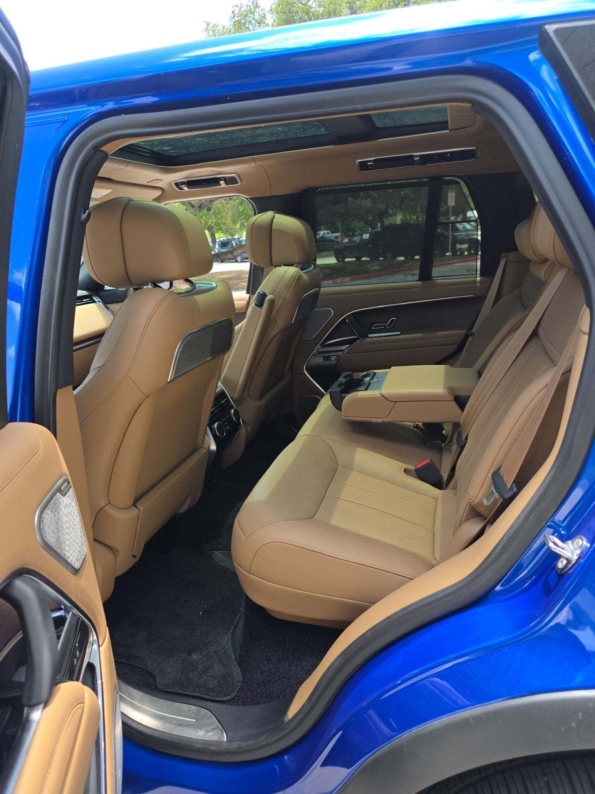 2025 Land Rover Range Rover Autobiography AWD