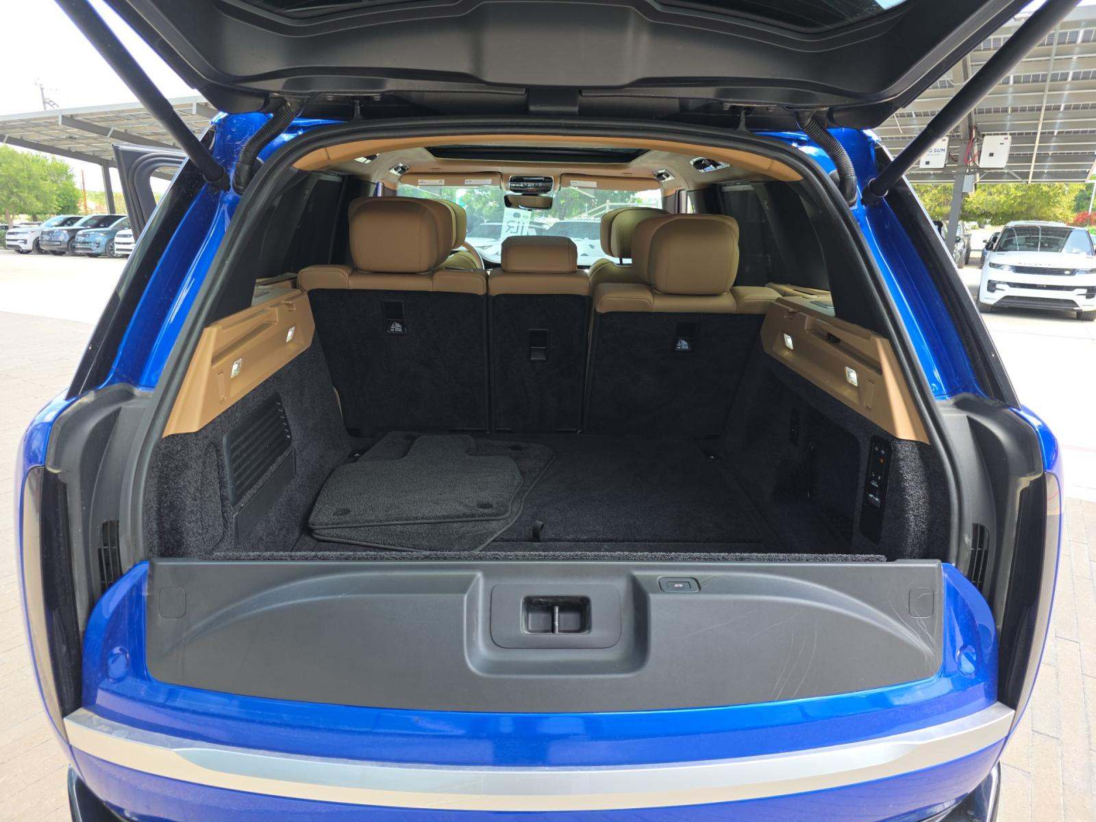 2025 Land Rover Range Rover Autobiography AWD