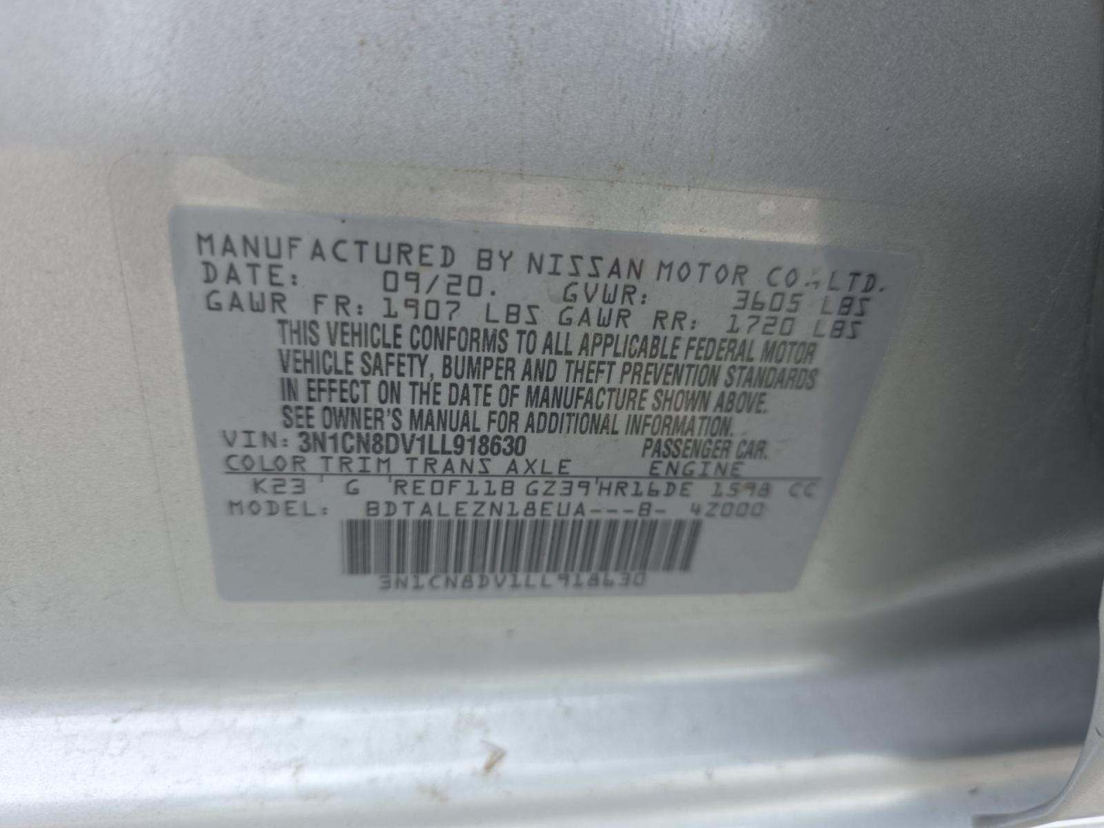 NISSAN VERSA - 5