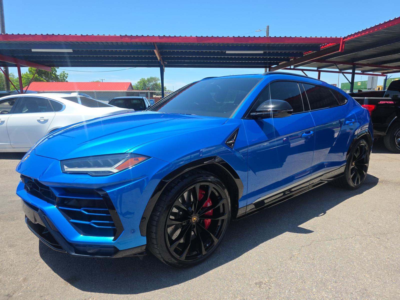 2019 Lamborghini Urus Base AWD