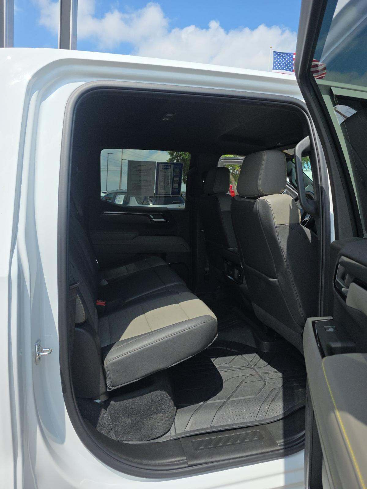 2025 Chevrolet Silverado 1500 ZR2 AWD