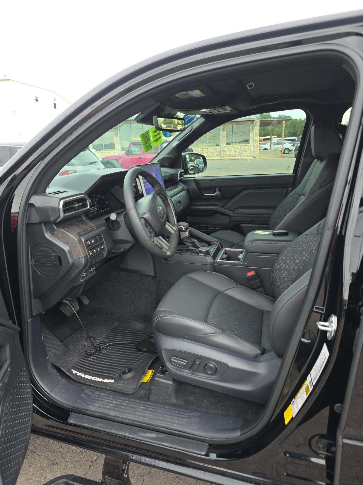 2025 Toyota Tacoma Limited AWD