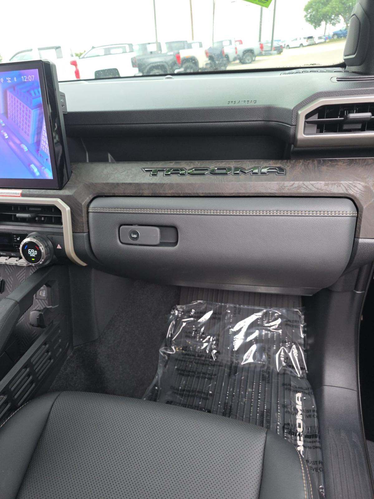 2025 Toyota Tacoma Limited AWD