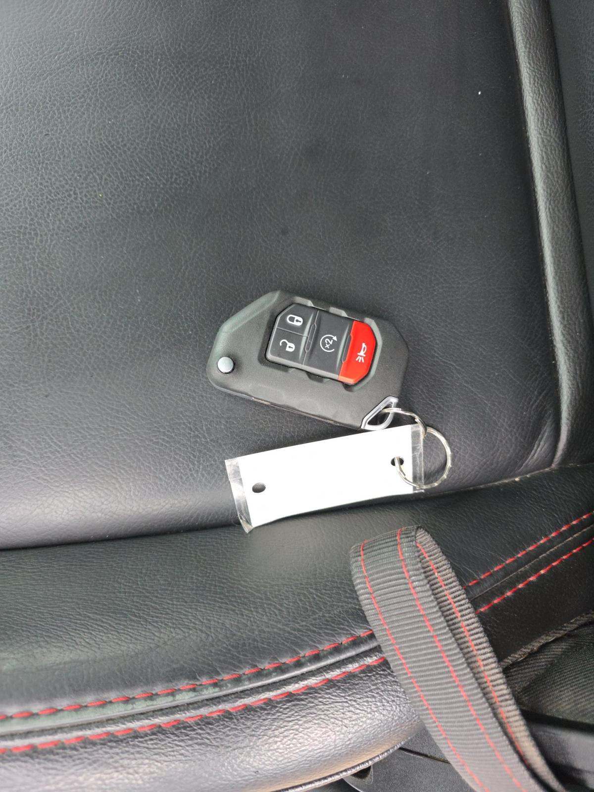 JEEP UNLIMITED RUBICON - 8