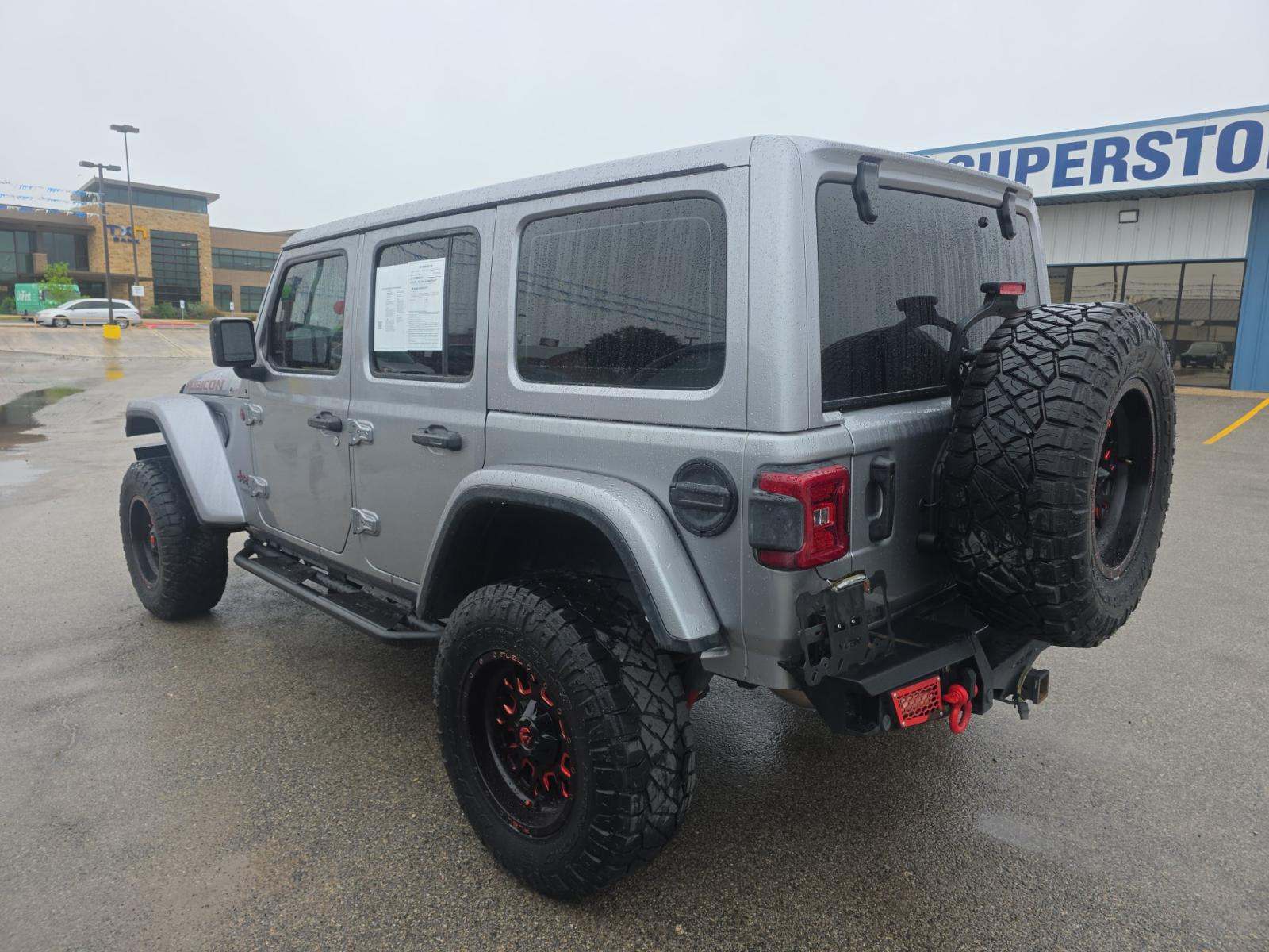 JEEP UNLIMITED RUBICON - 2