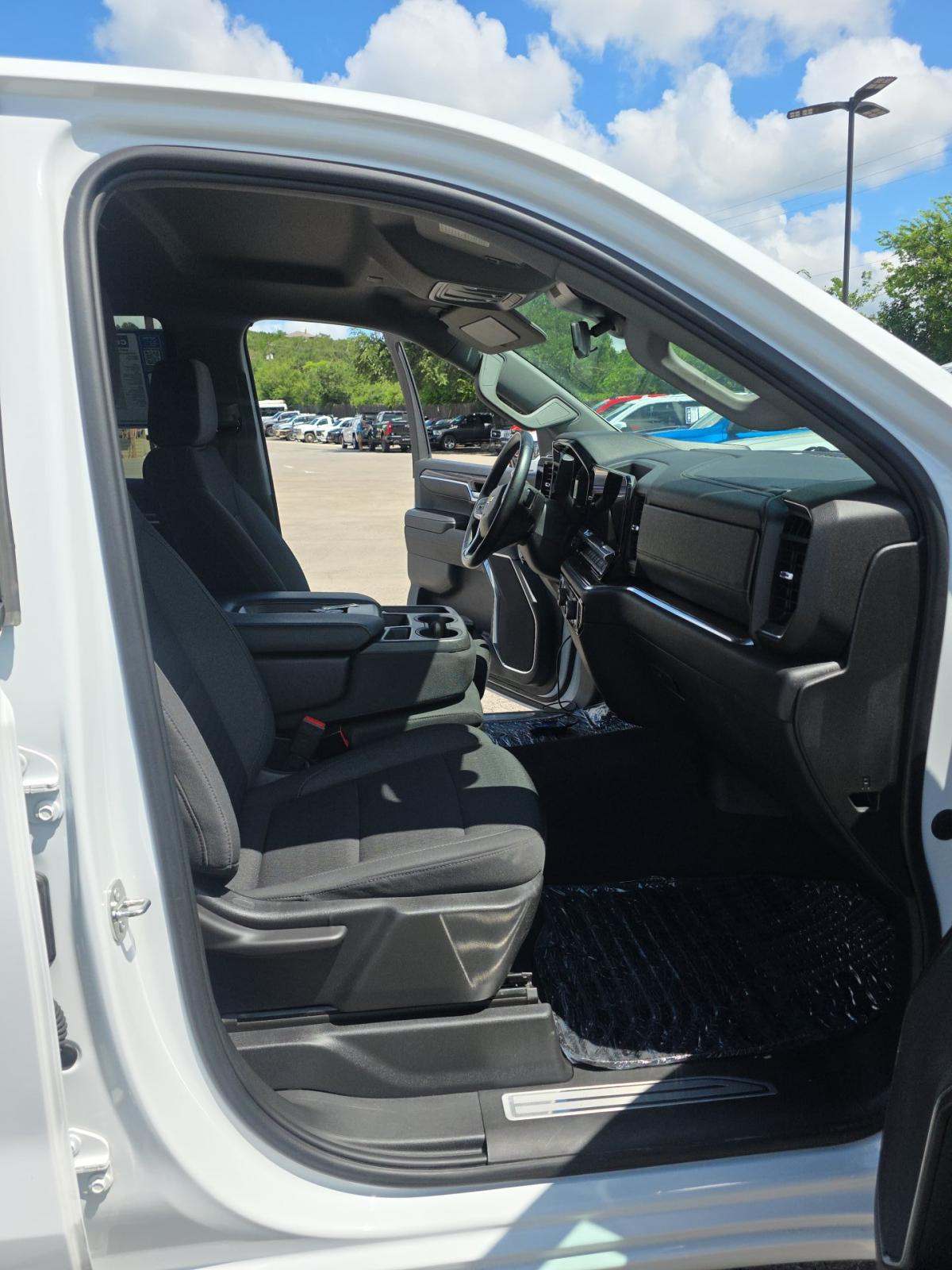 2023 Chevrolet Silverado 1500 LT AWD