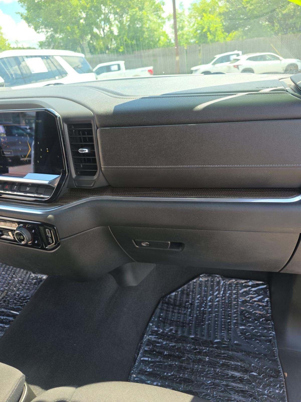2023 Chevrolet Silverado 1500 LT AWD
