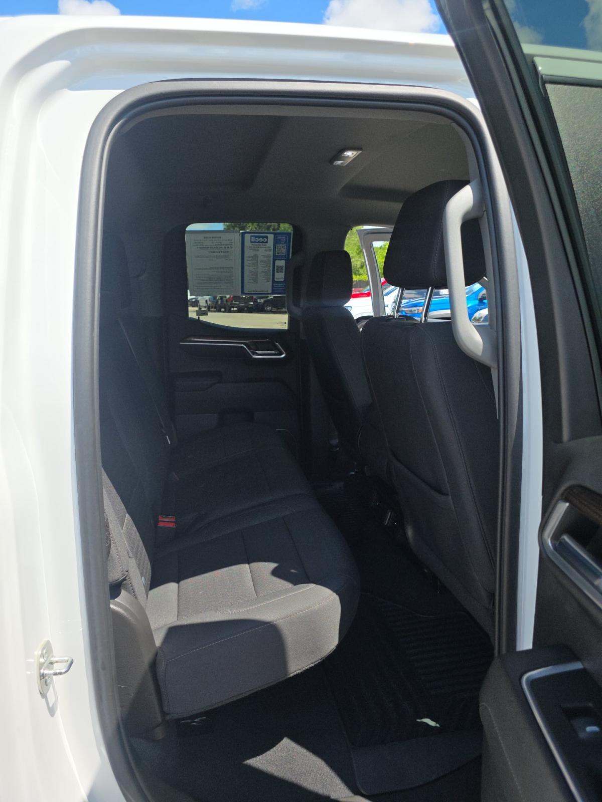2023 Chevrolet Silverado 1500 LT AWD