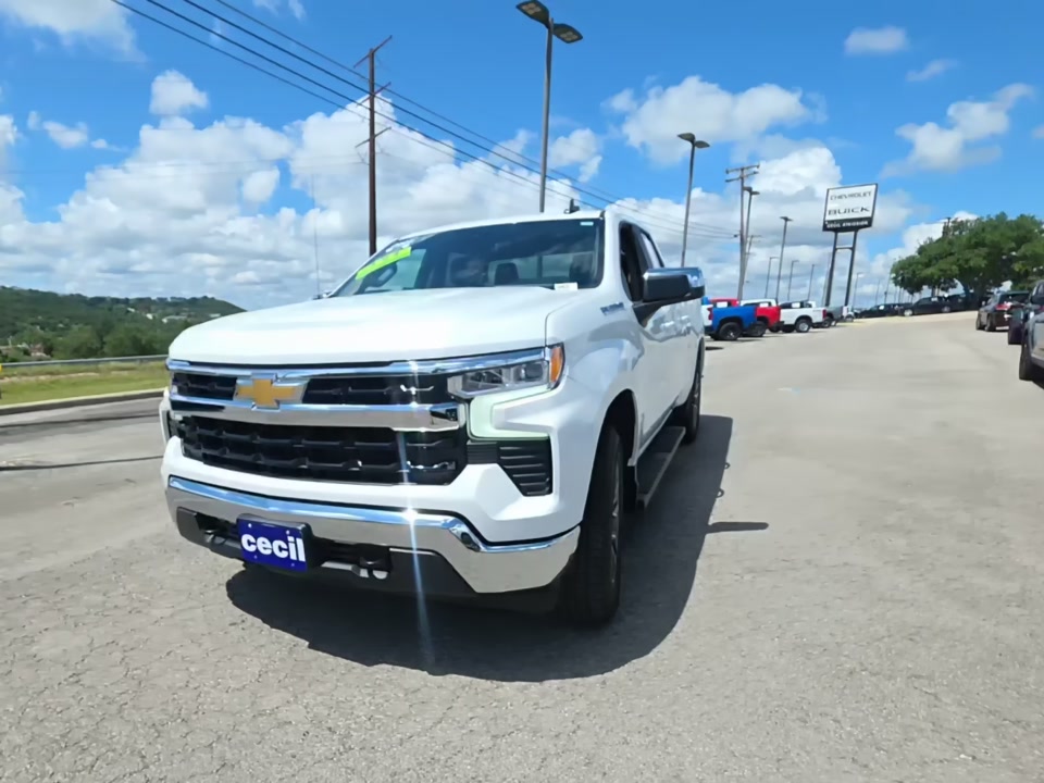 2023 Chevrolet Silverado 1500 LT AWD