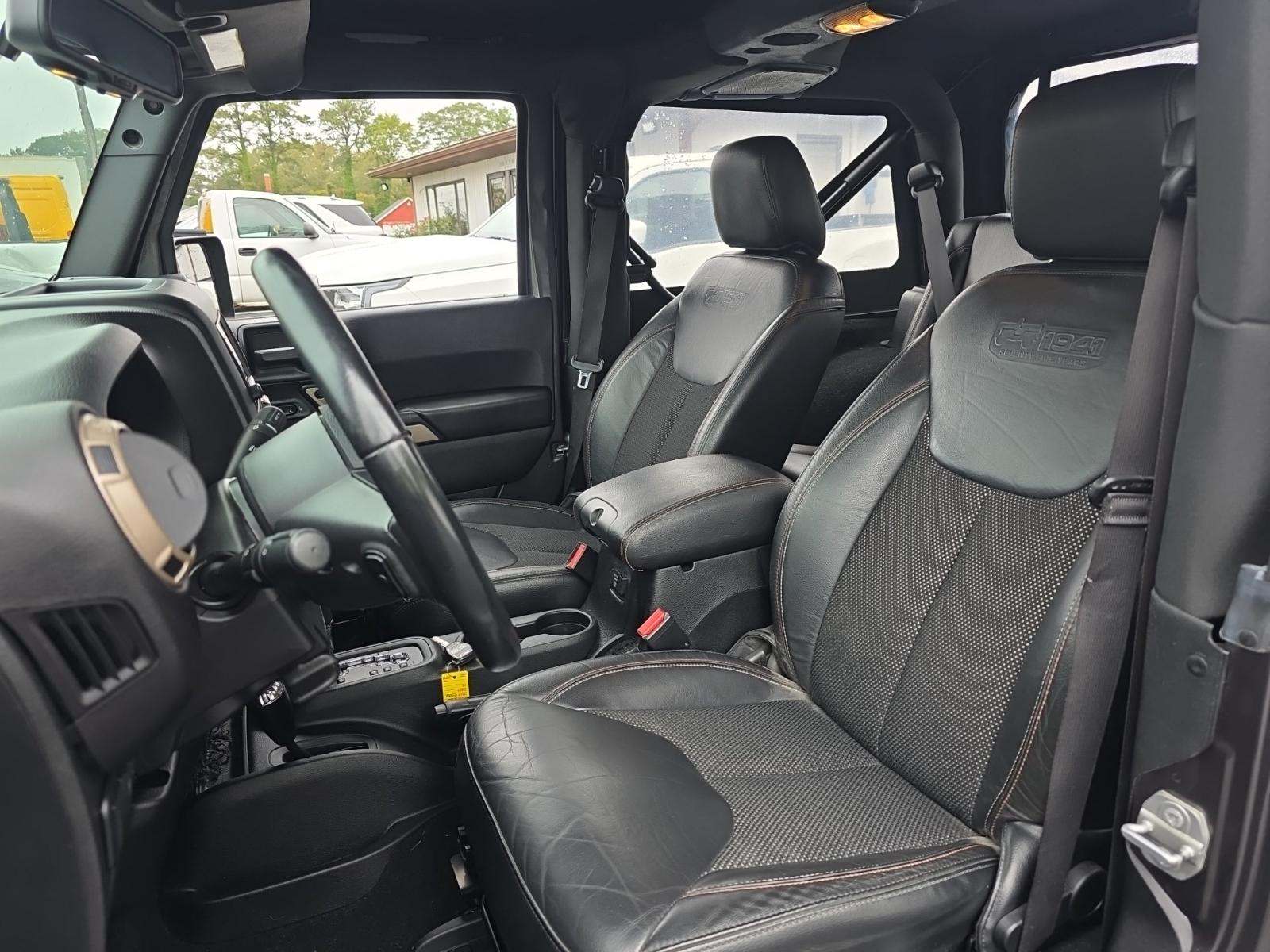 JEEP SAHARA 75TH ANNIVERSARY EDITION - 6