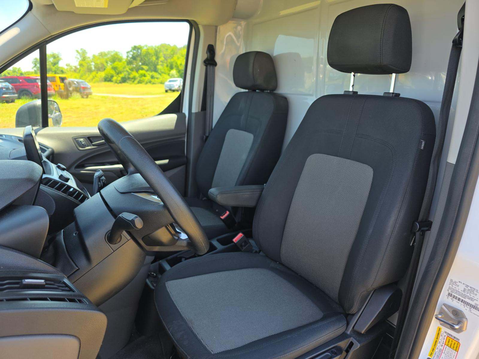 FORD TRANSIT CONNECT - 6