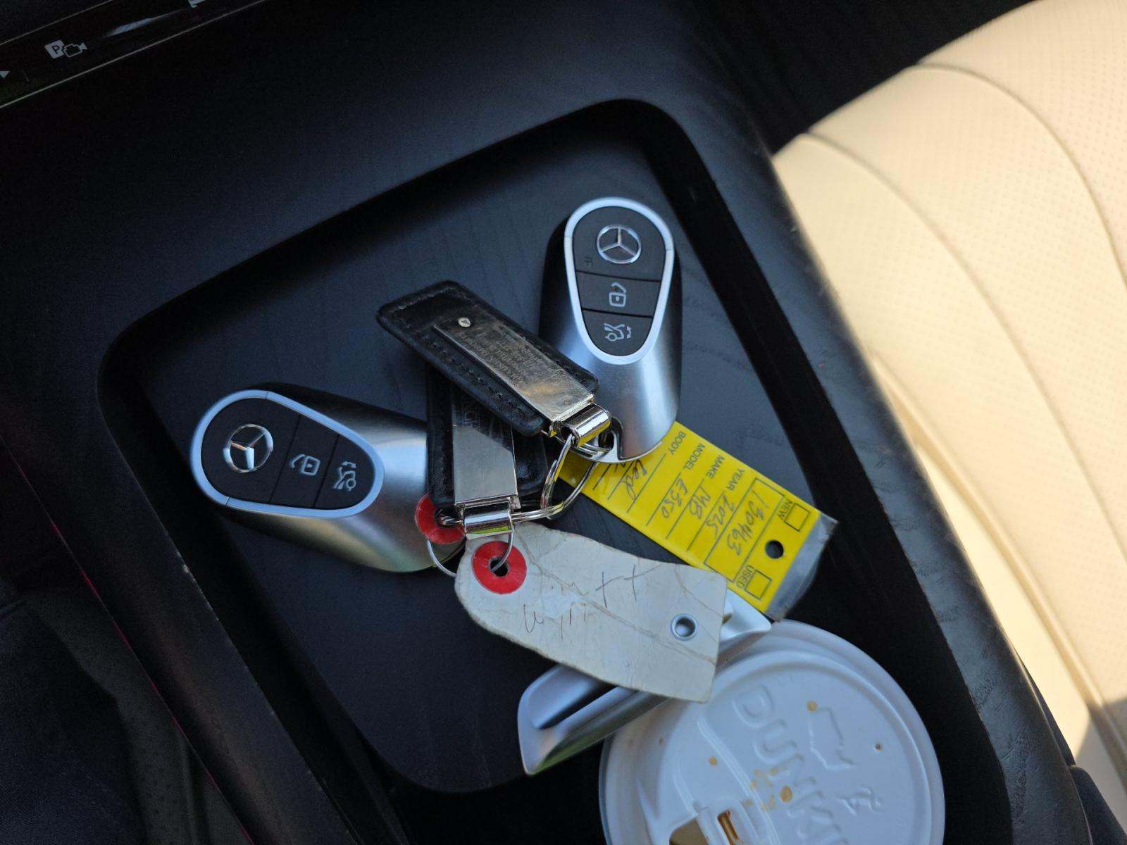 MERCEDES-BENZ E-CLASS - 8