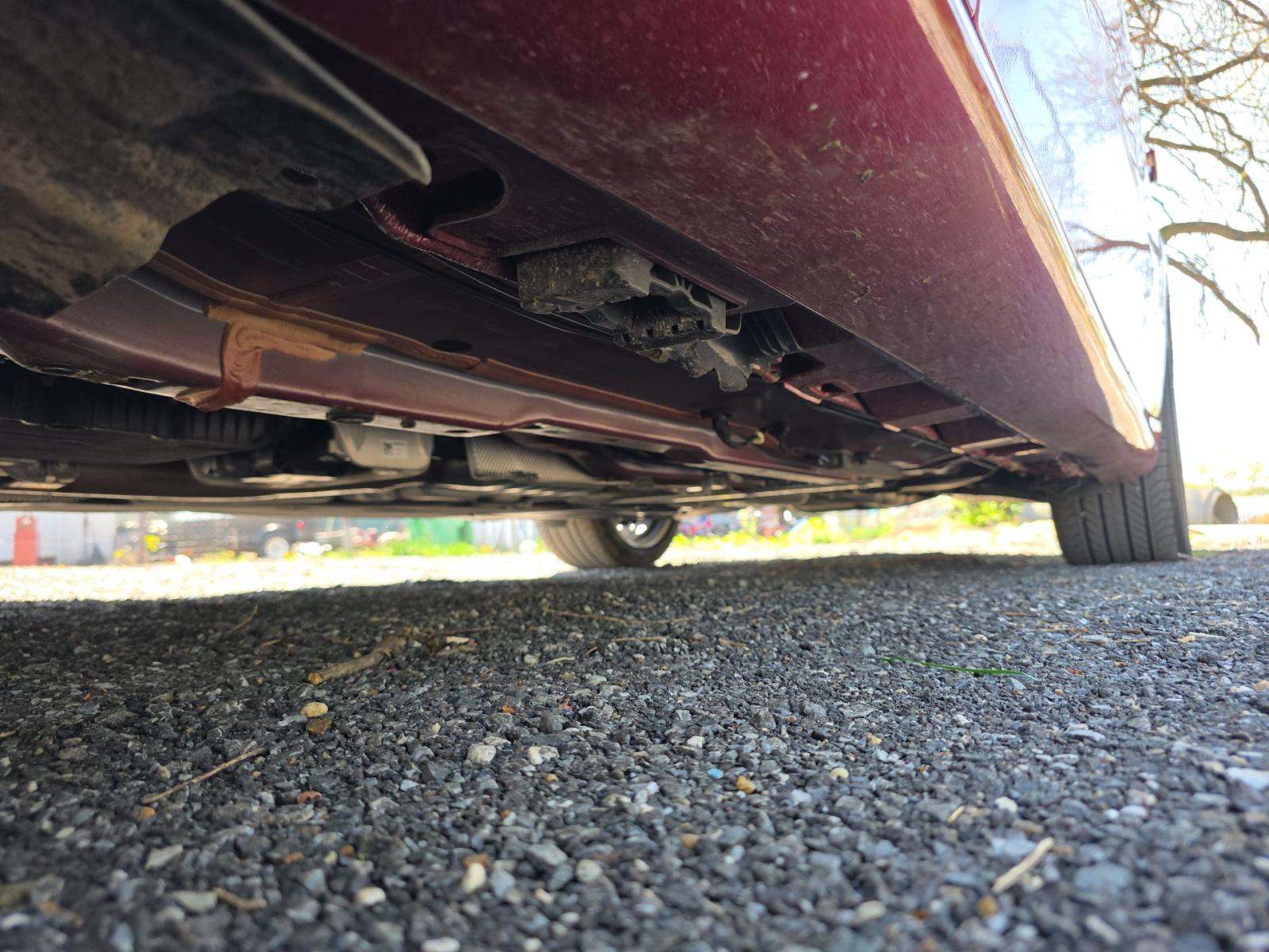 MERCEDES-BENZ E-CLASS - 7