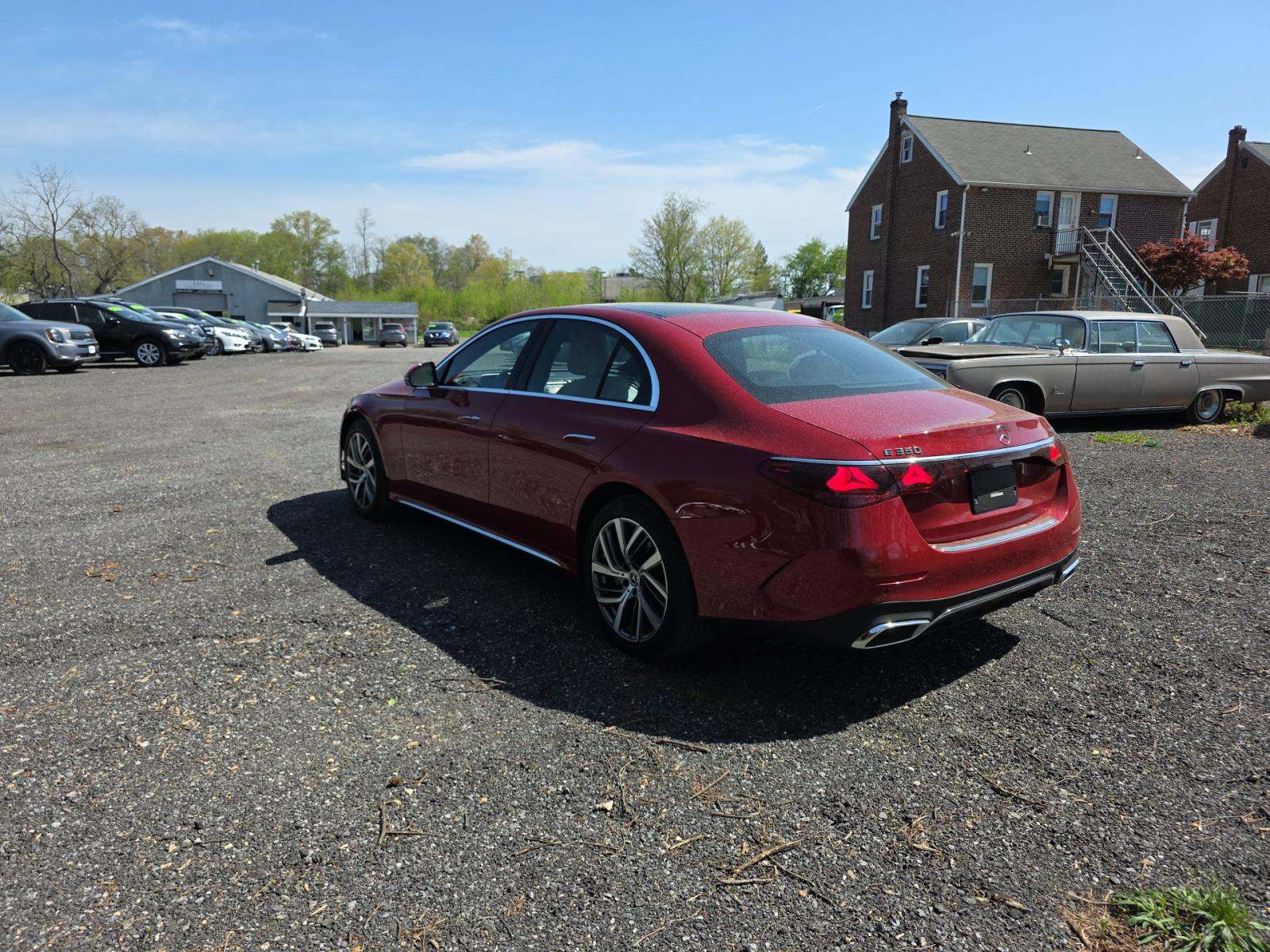 MERCEDES-BENZ E-CLASS - 2
