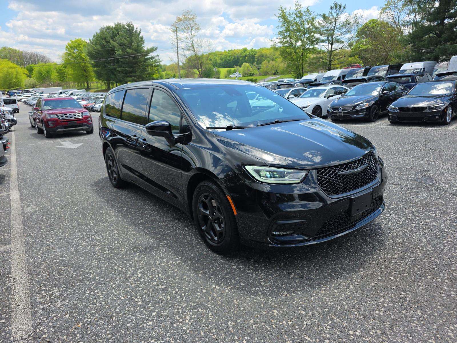 CHRYSLER PACIFICA - 4