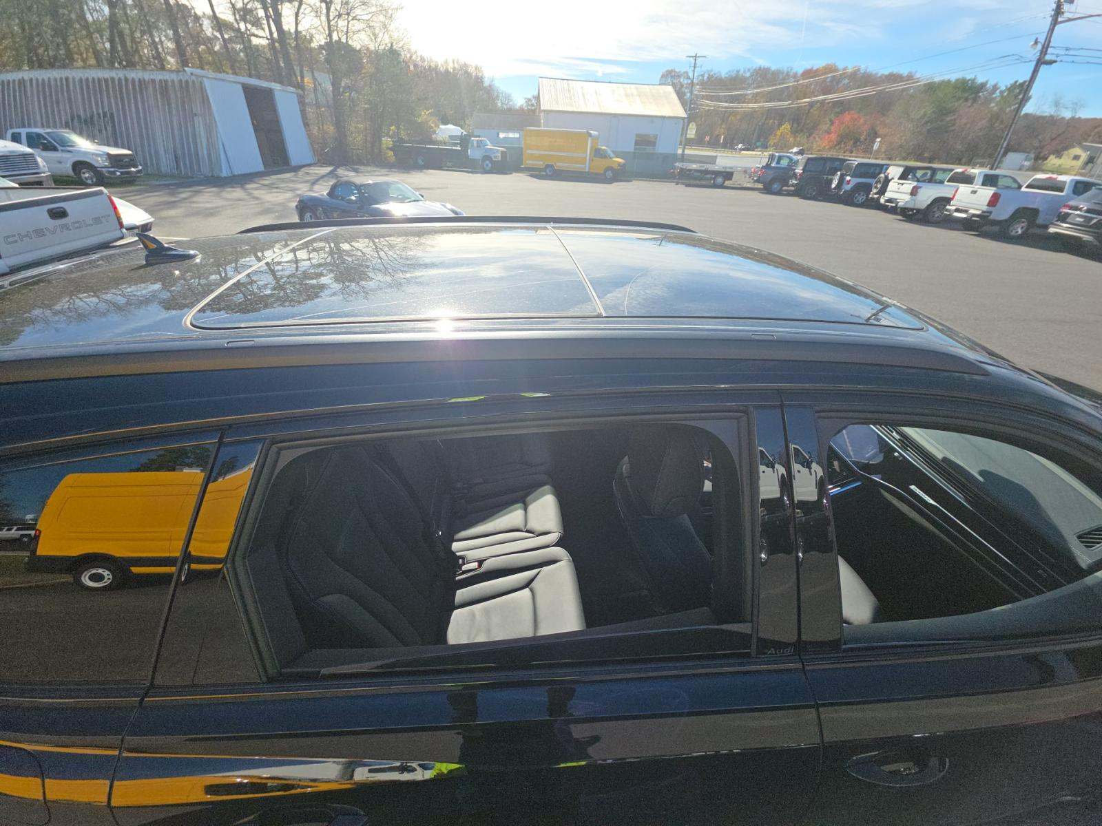 2025 Audi Q7 Premium AWD