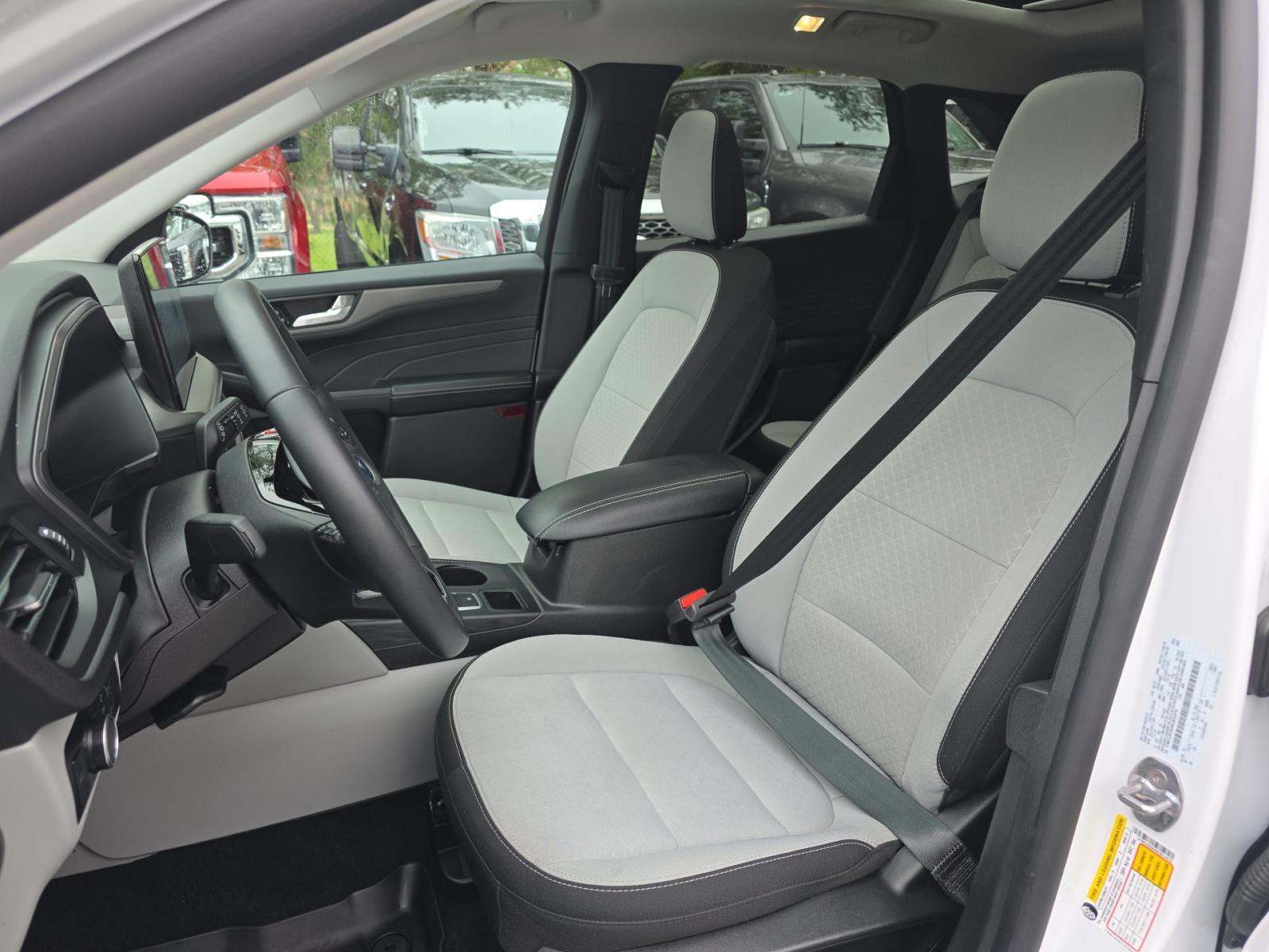 FORD ESCAPE - 6