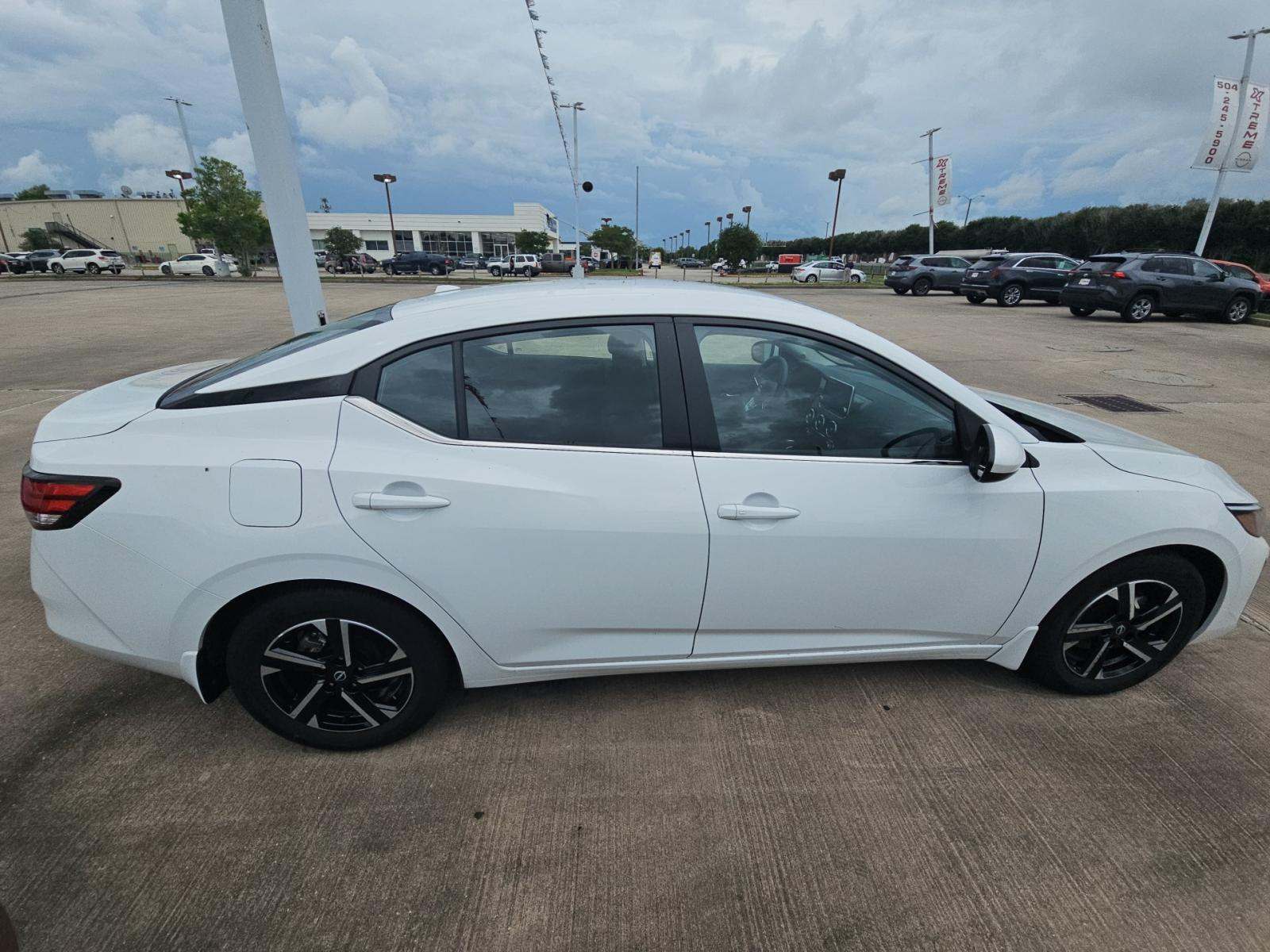 NISSAN SENTRA - 4