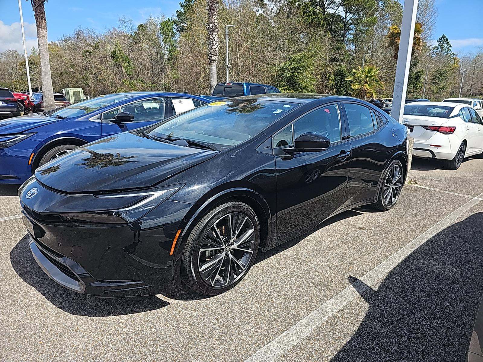 2025 Toyota Prius Limited FWD