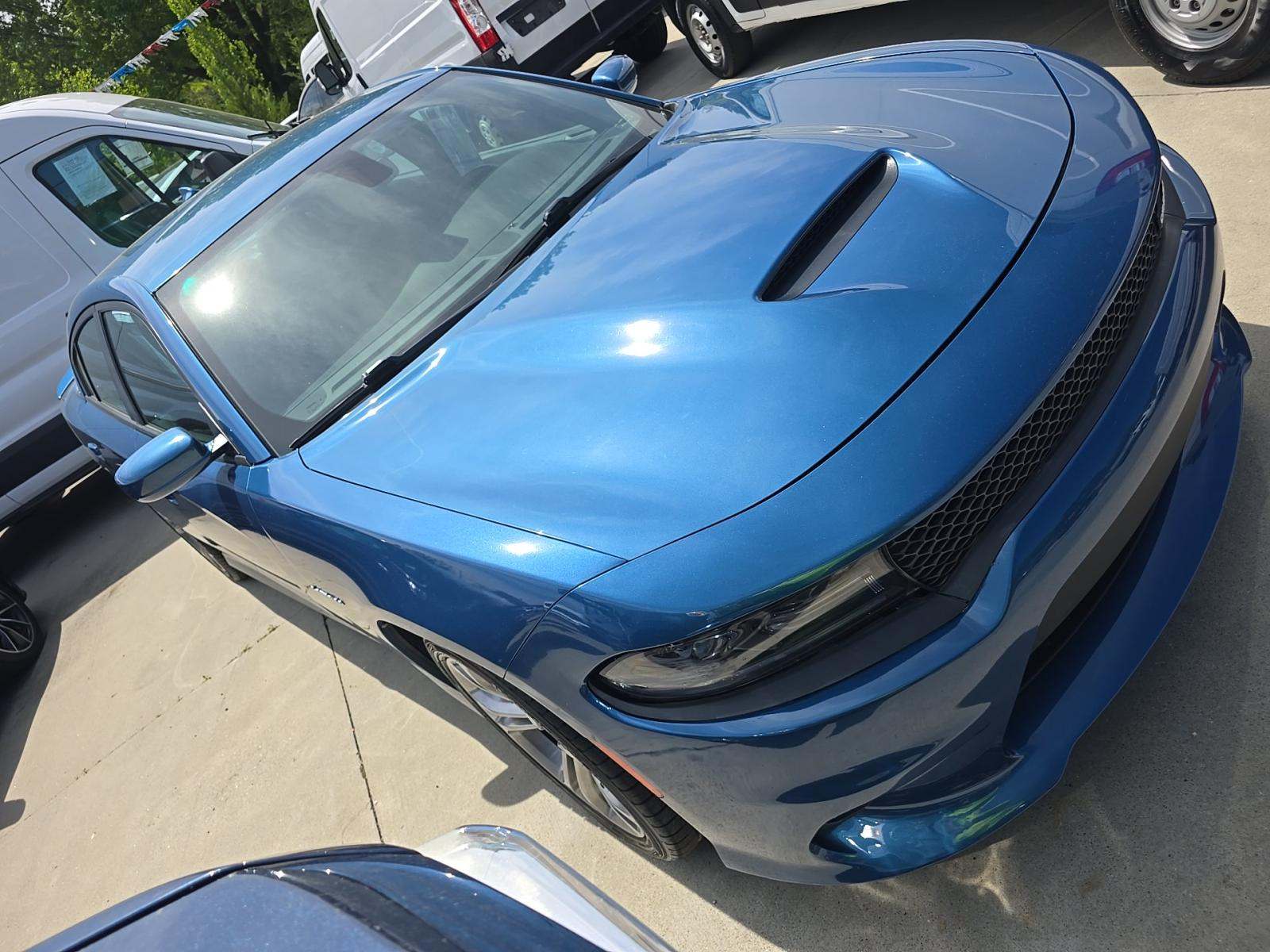 DODGE CHALLENGER - 4