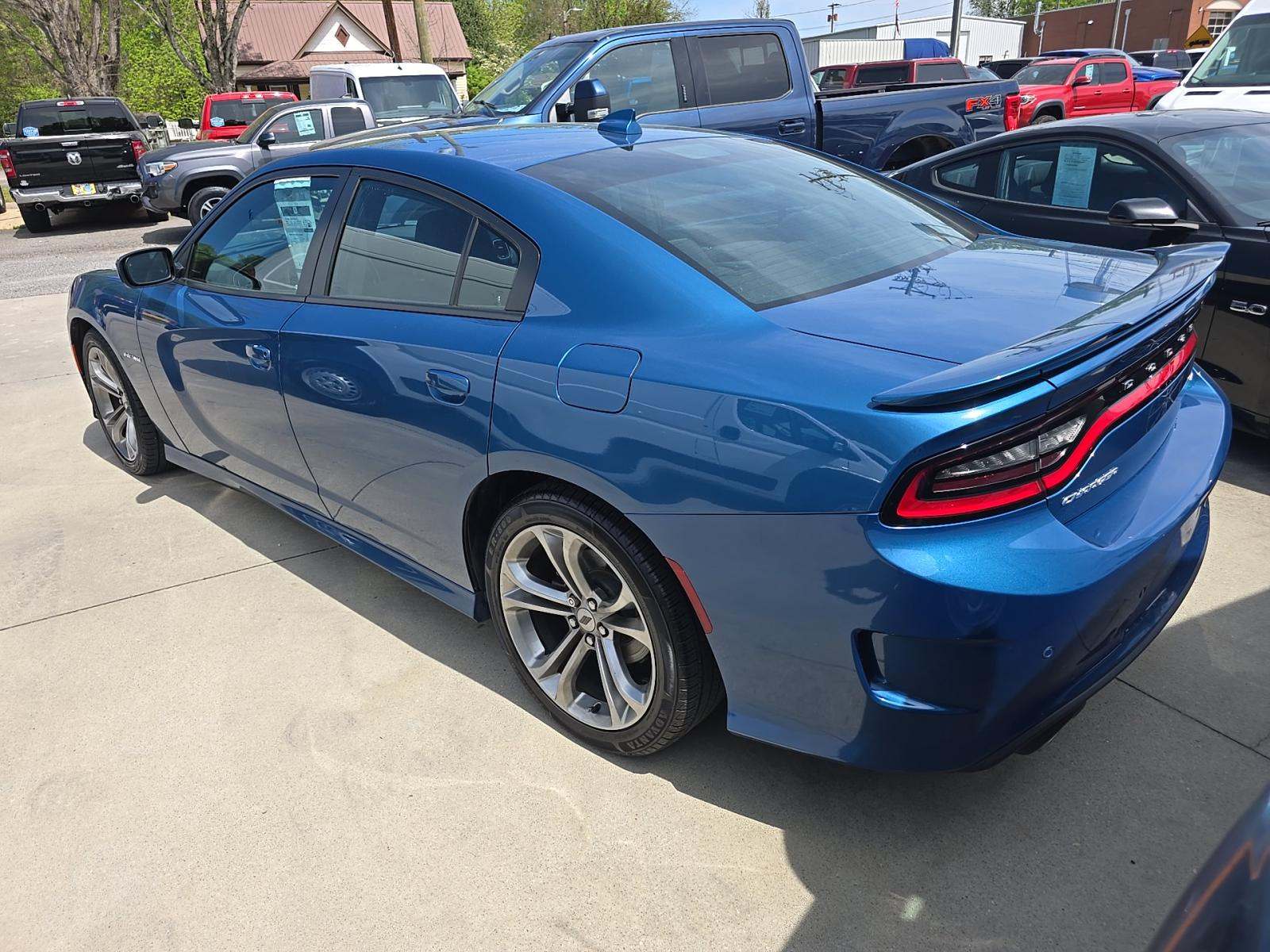 DODGE CHALLENGER - 2