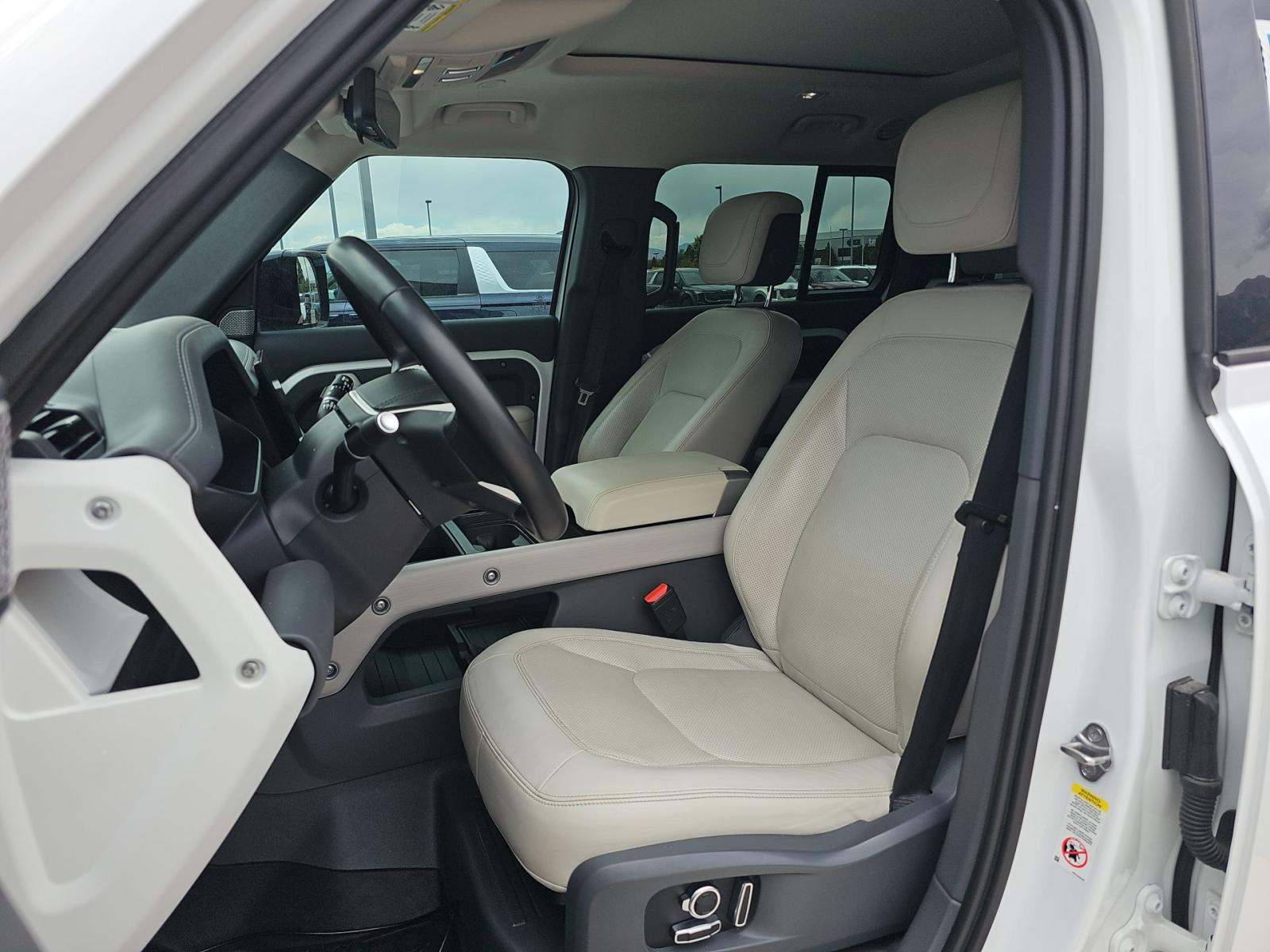 2023 Land Rover Defender 130 First Edition AWD