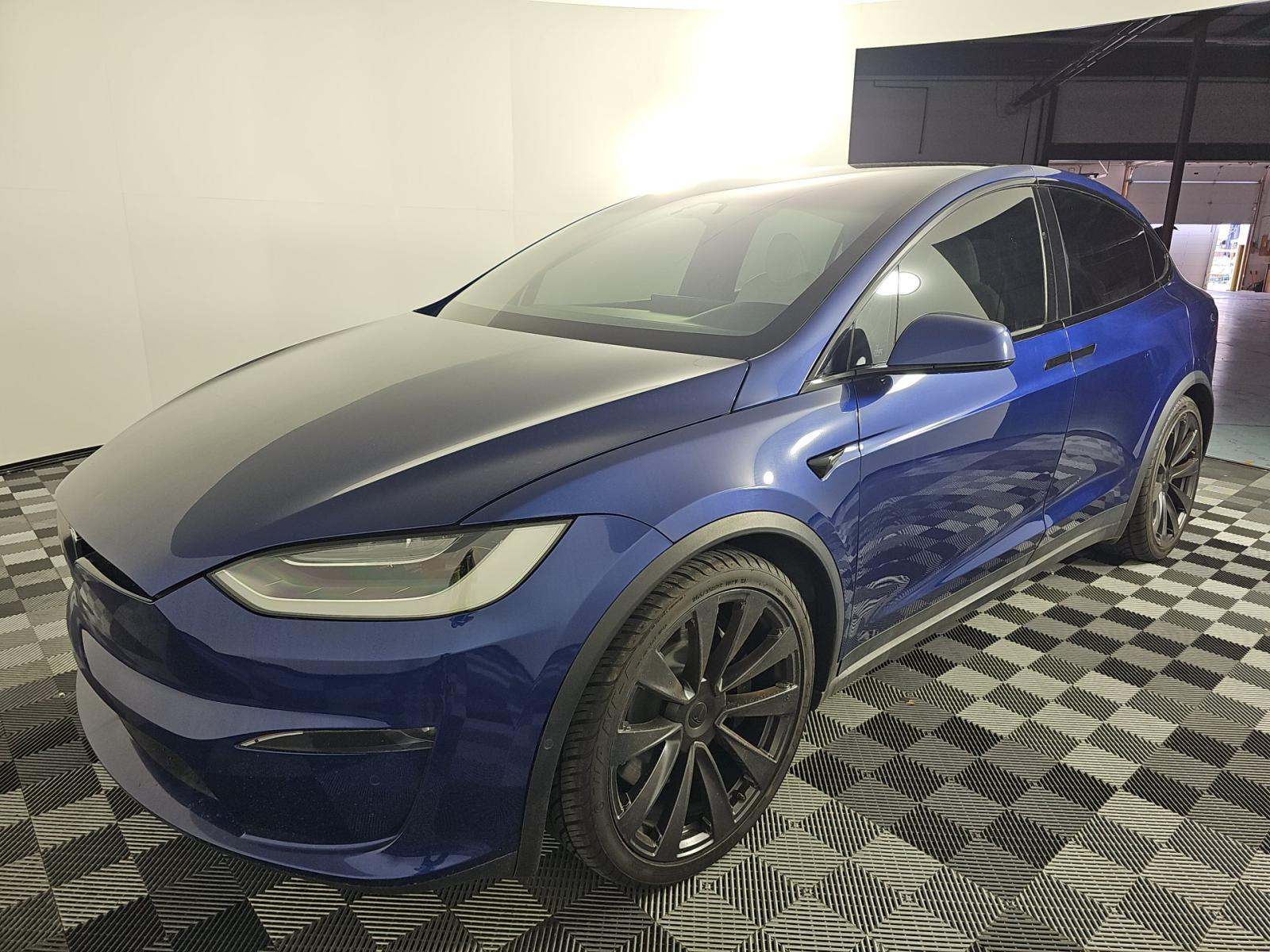 TESLA MODEL X - 1