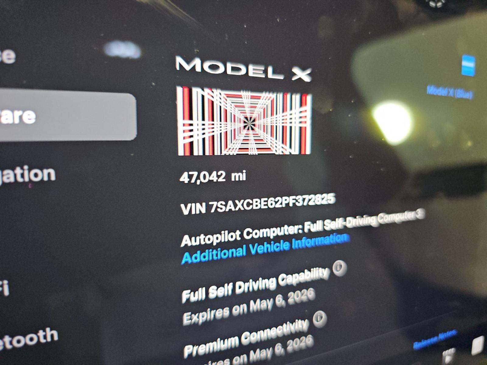 TESLA MODEL X - 9