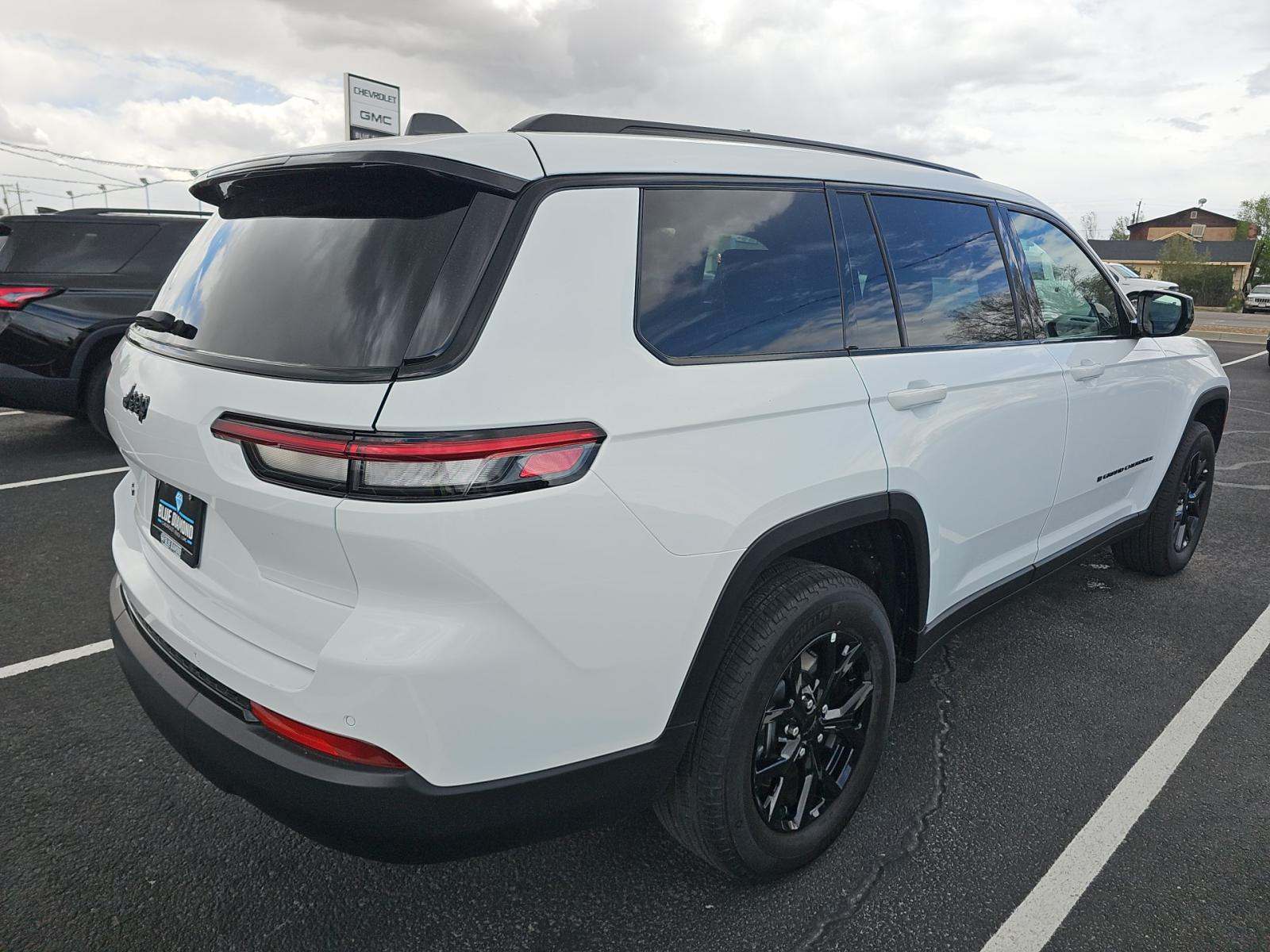 2024 Jeep Grand Cherokee L Altitude AWD