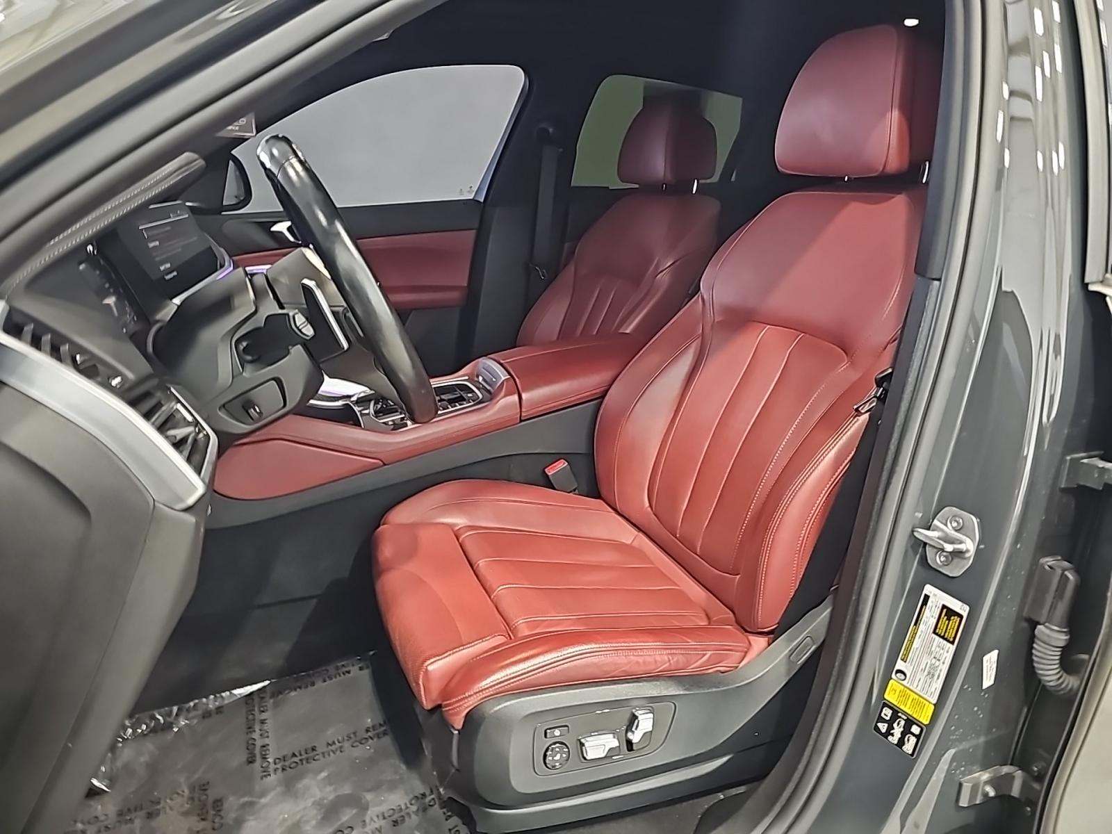 2022 BMW X6 M50i AWD