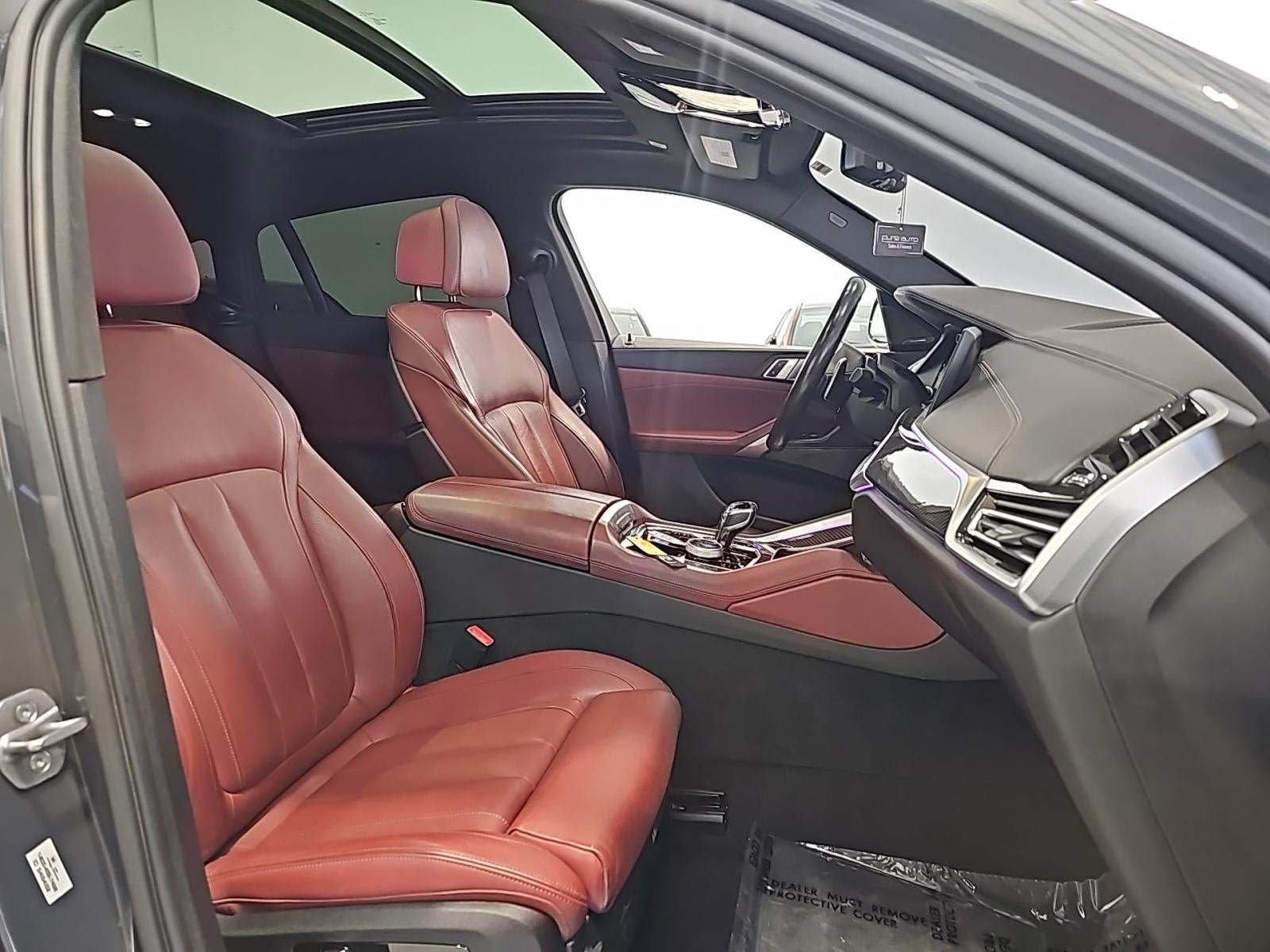 2022 BMW X6 M50i AWD