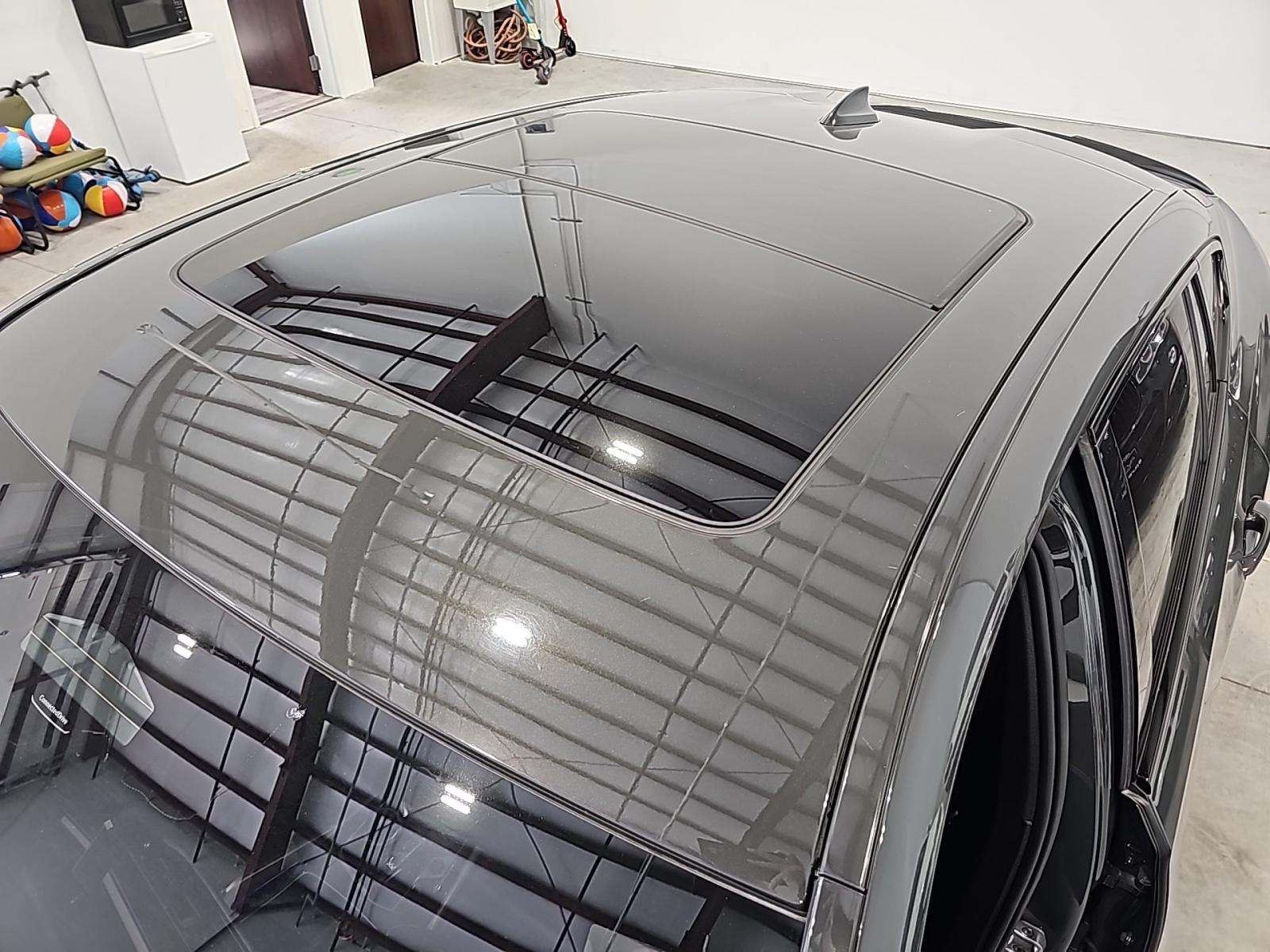 2022 BMW X6 M50i AWD