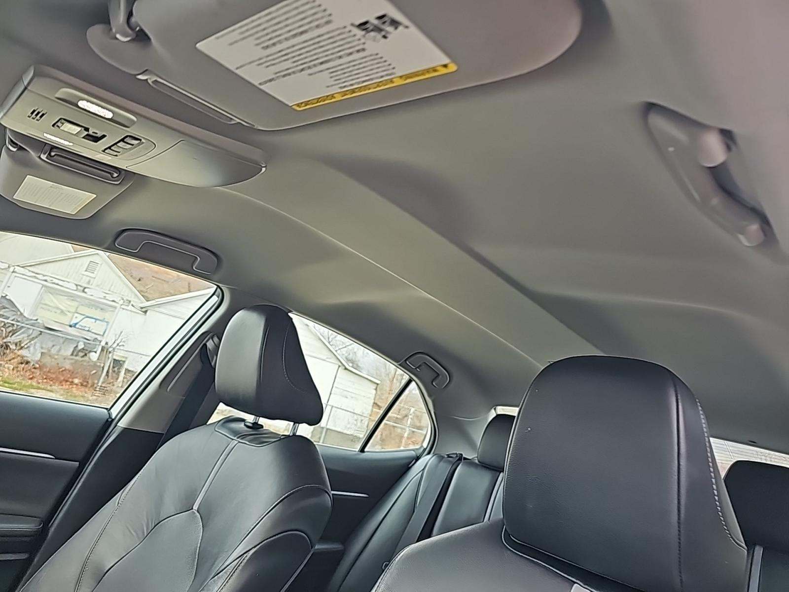 2021 Toyota Camry XSE FWD