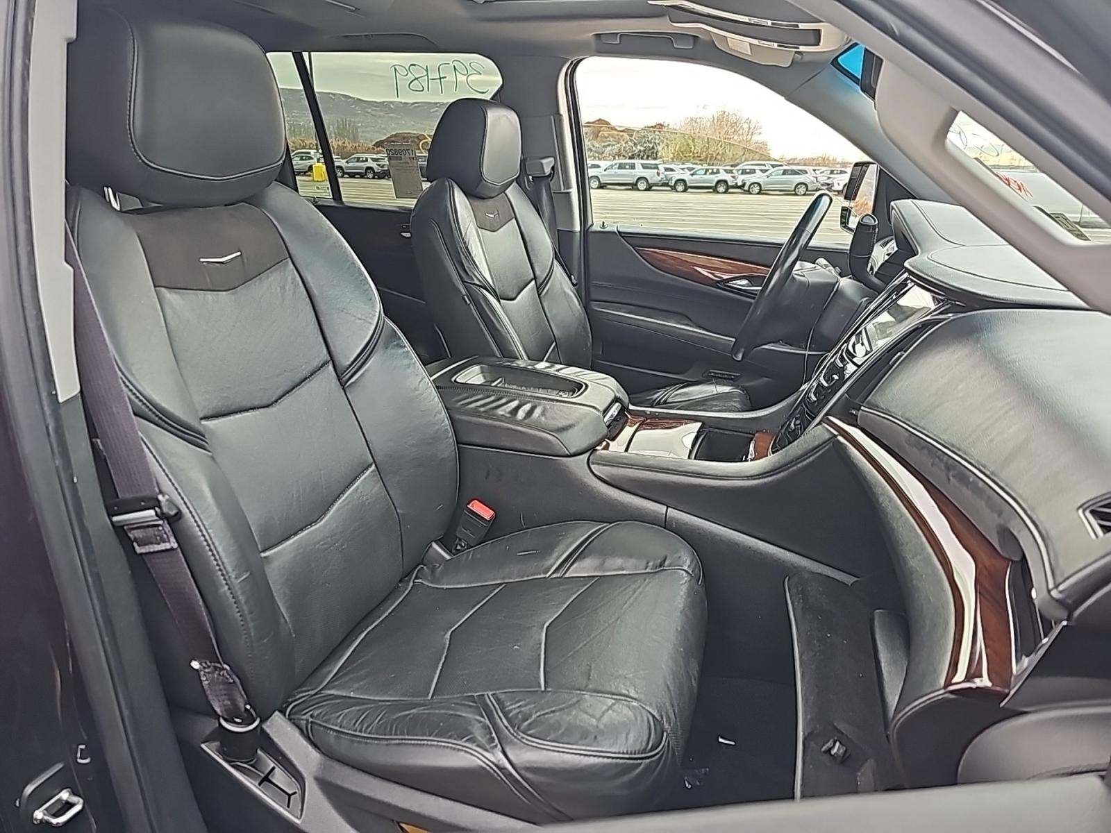 2015 Cadillac Escalade ESV Premium AWD