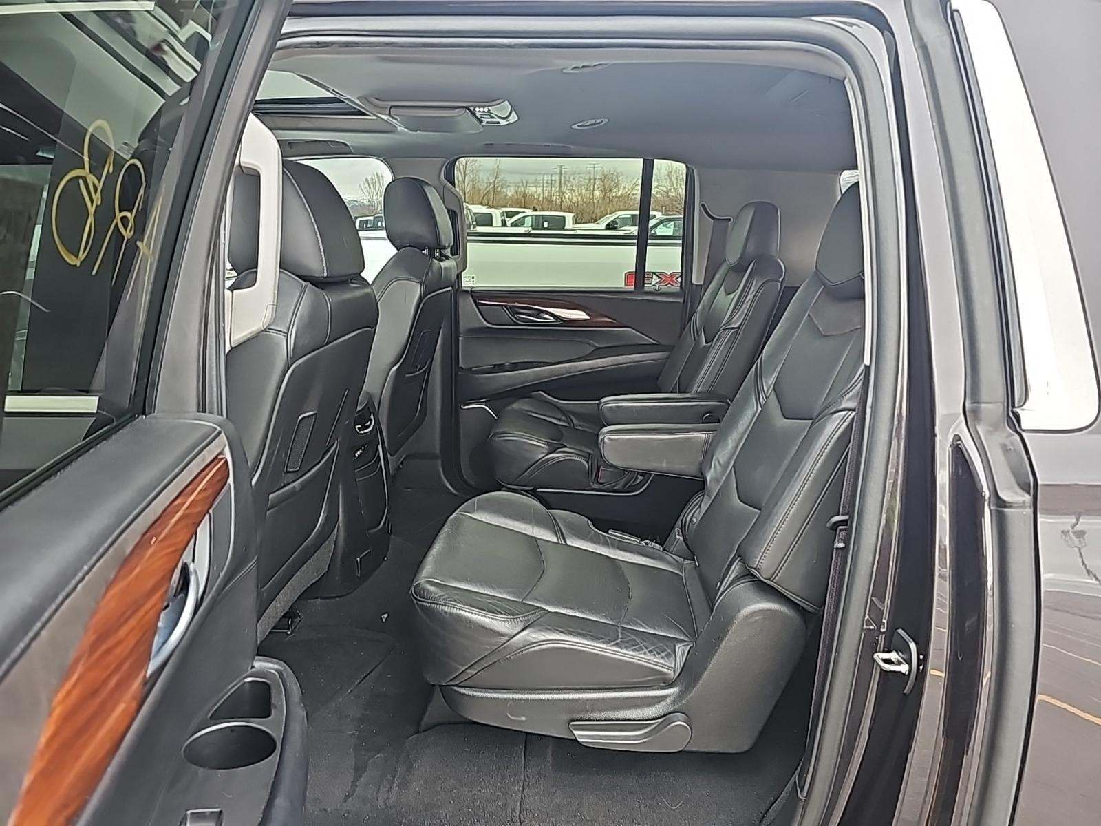 2015 Cadillac Escalade ESV Premium AWD