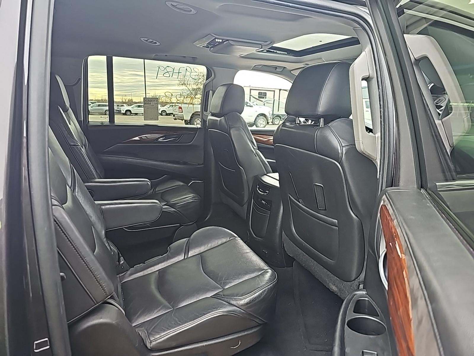 2015 Cadillac Escalade ESV Premium AWD