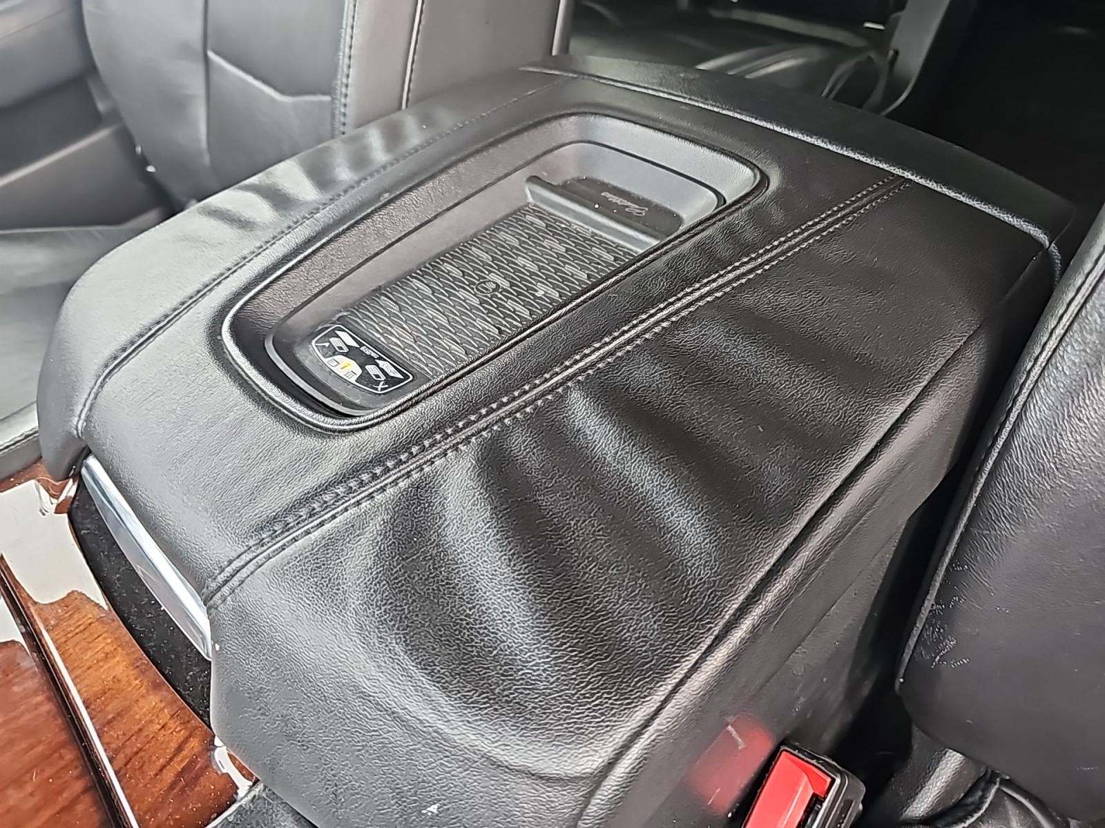 2015 Cadillac Escalade ESV Premium AWD