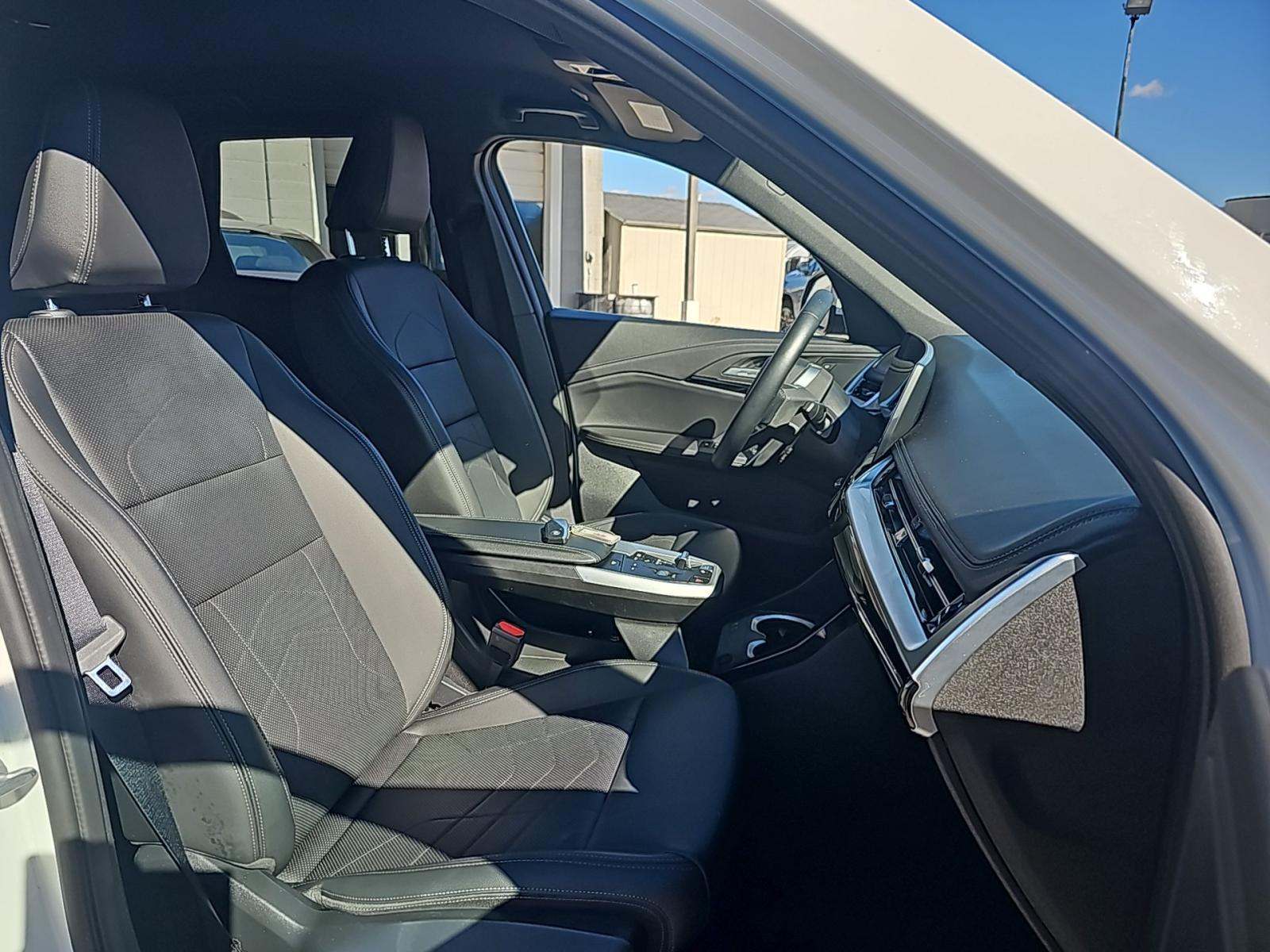 2025 BMW X1 xDrive28i AWD