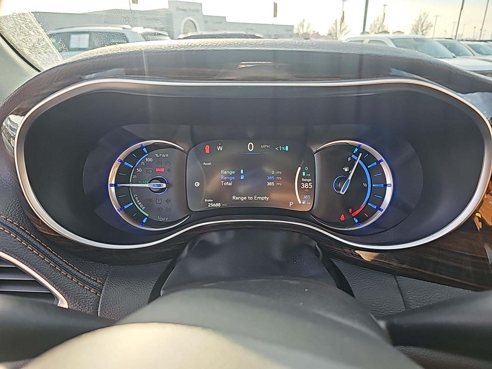 2022 Chrysler Pacifica Hybrid Pinnacle FWD