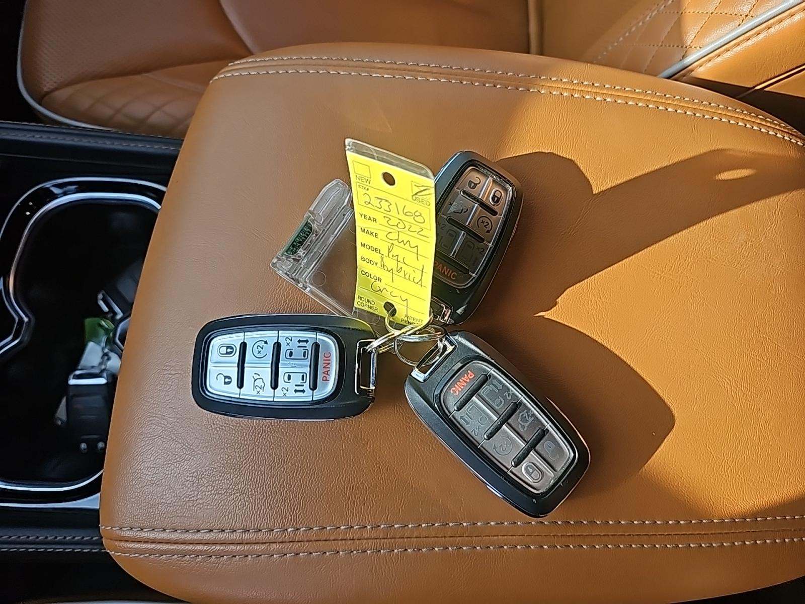 2022 Chrysler Pacifica Hybrid Pinnacle FWD