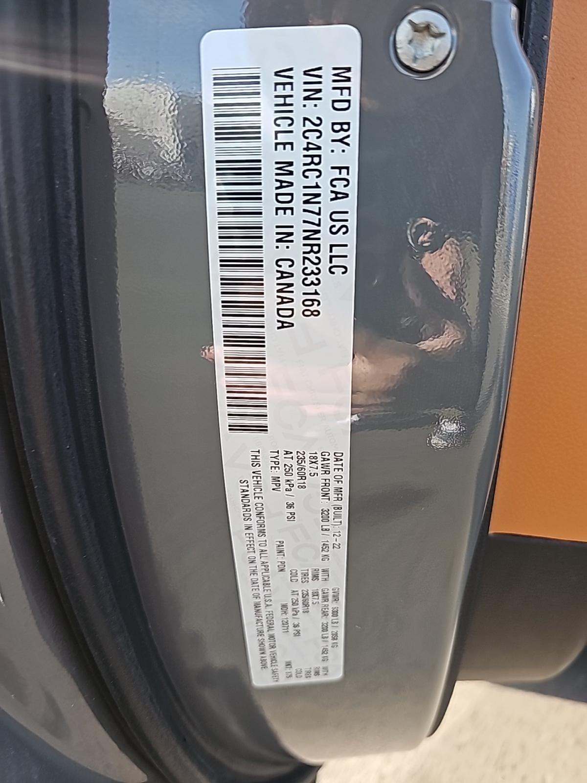 2022 Chrysler Pacifica Hybrid Pinnacle FWD