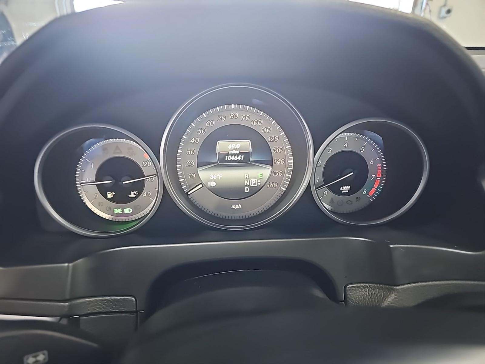 MERCEDES-BENZ E-CLASS - 9