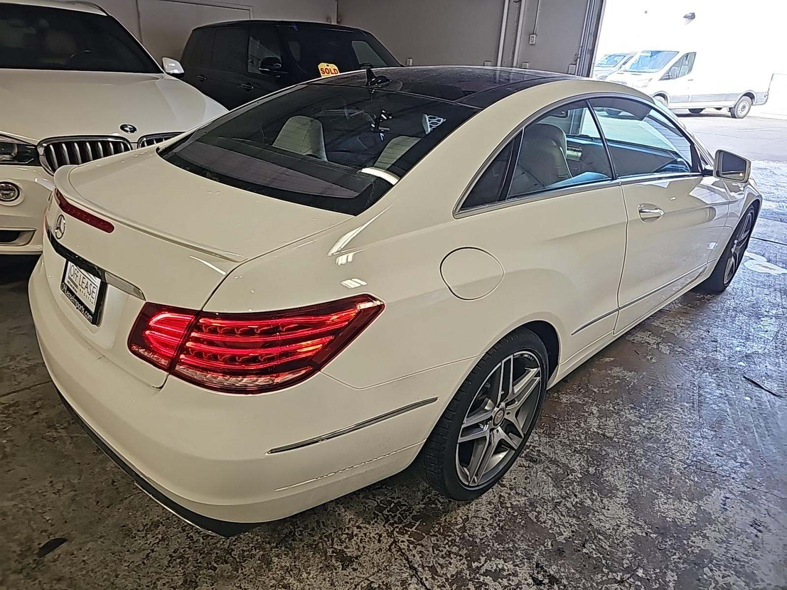 MERCEDES-BENZ E-CLASS - 3