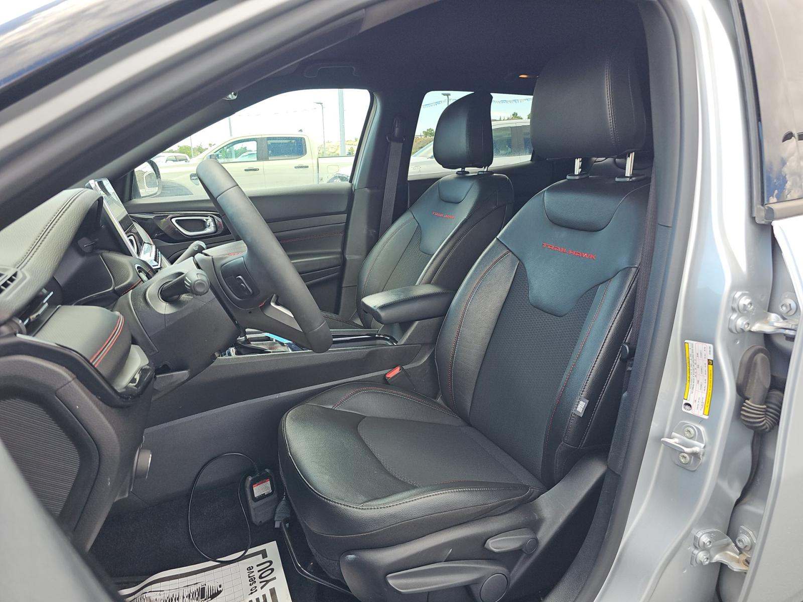 2025 Jeep Compass Trailhawk AWD