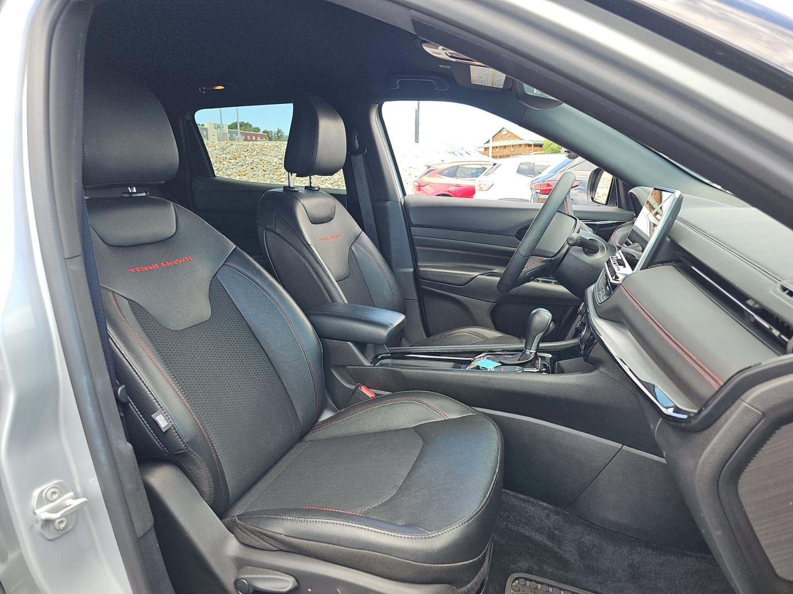 2025 Jeep Compass Trailhawk AWD