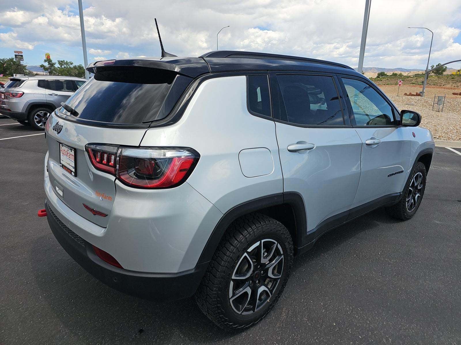 2025 Jeep Compass Trailhawk AWD