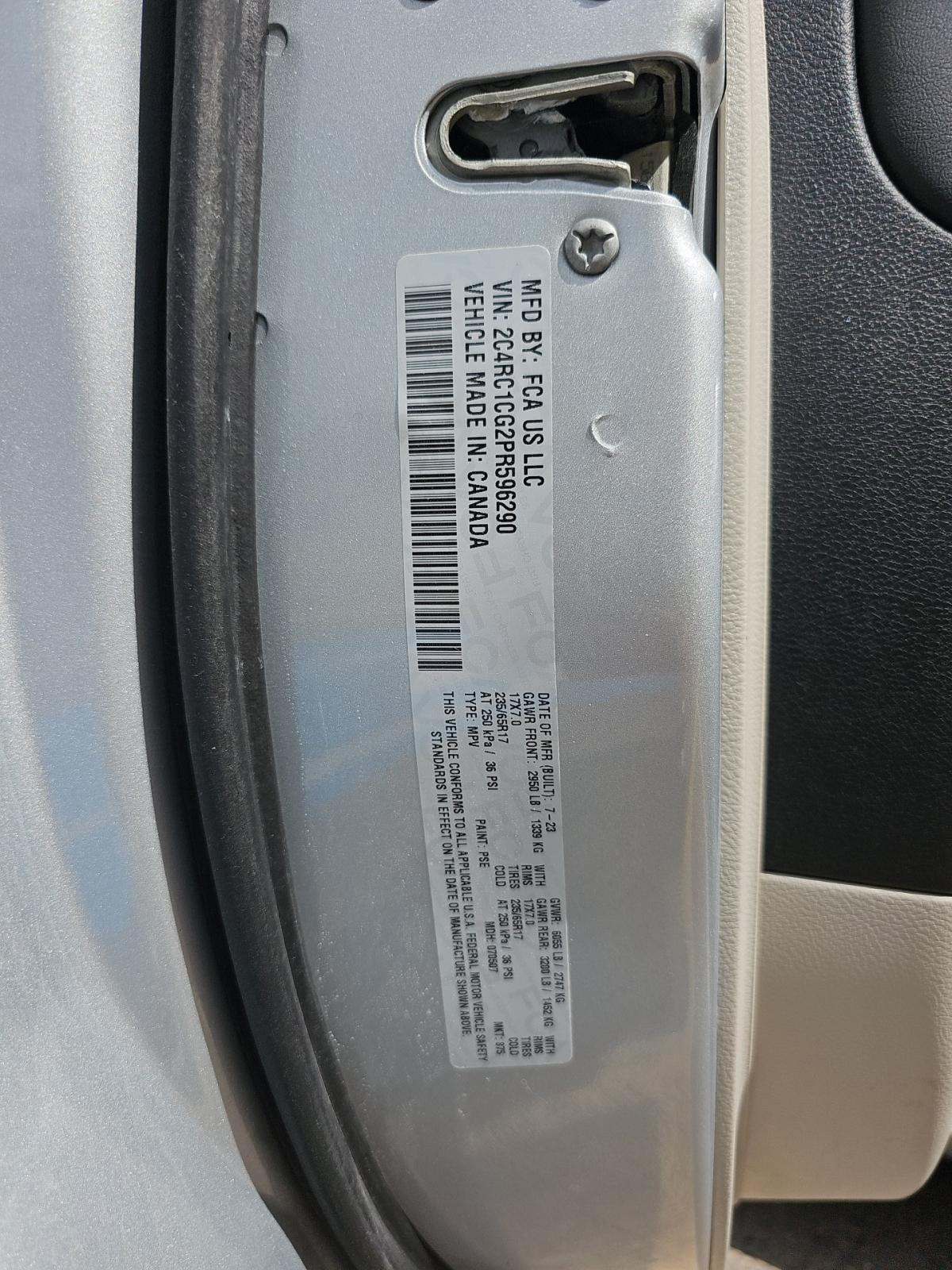 CHRYSLER VOYAGER - 5