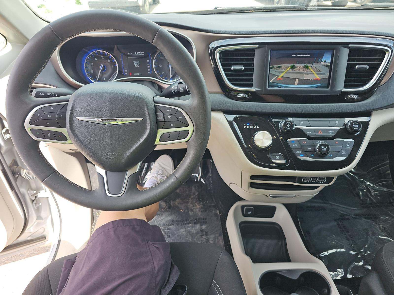 CHRYSLER VOYAGER - 10