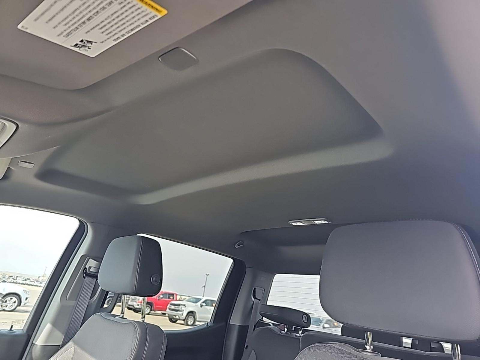 2023 Chevrolet Silverado 1500 Custom AWD